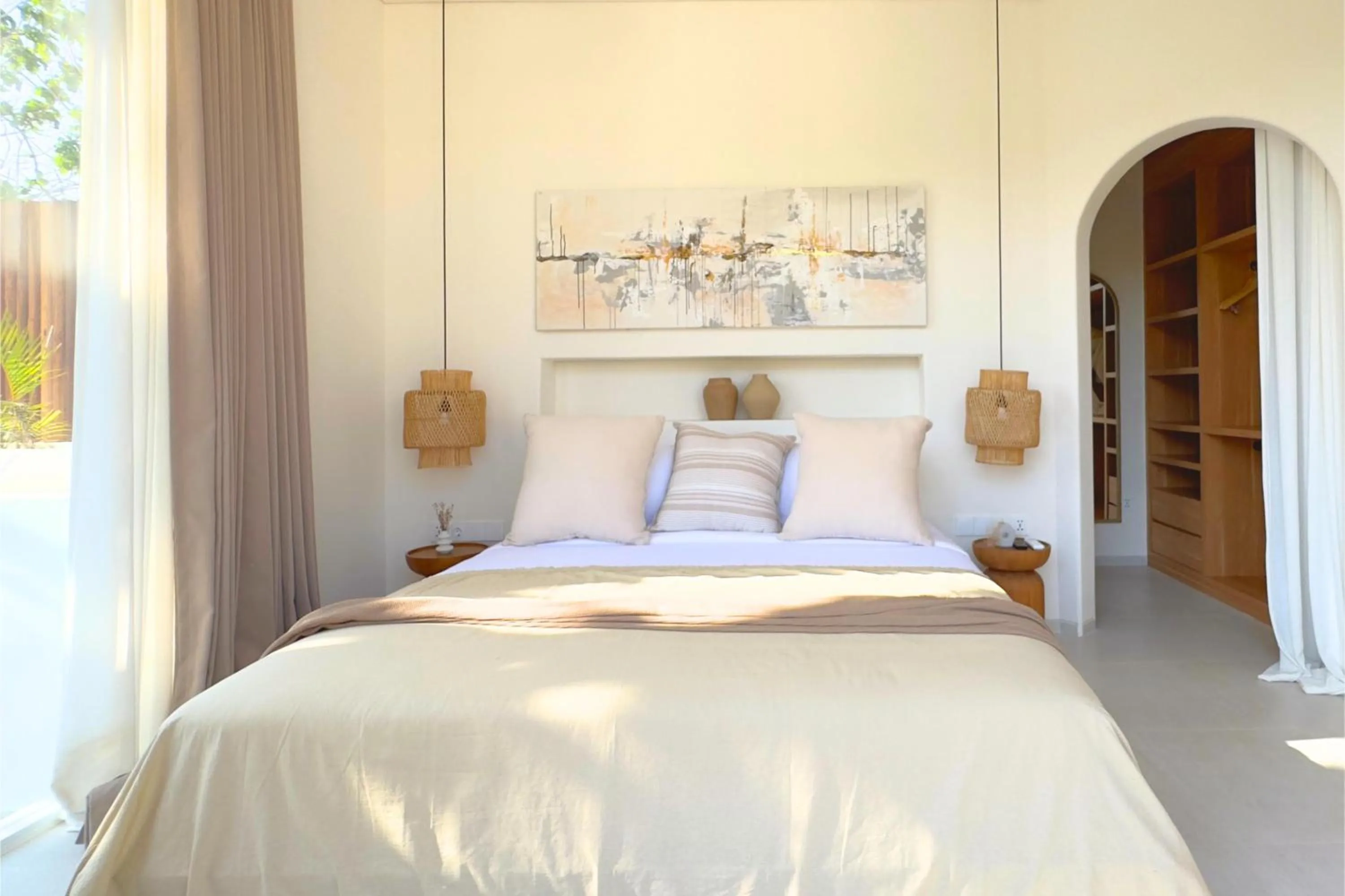 Bed in Mazari Villas