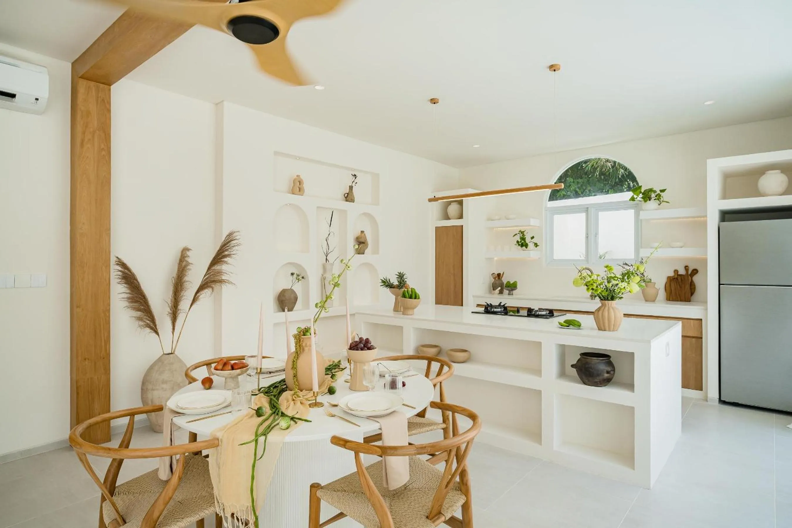 Kitchen or kitchenette in Mazari Villas