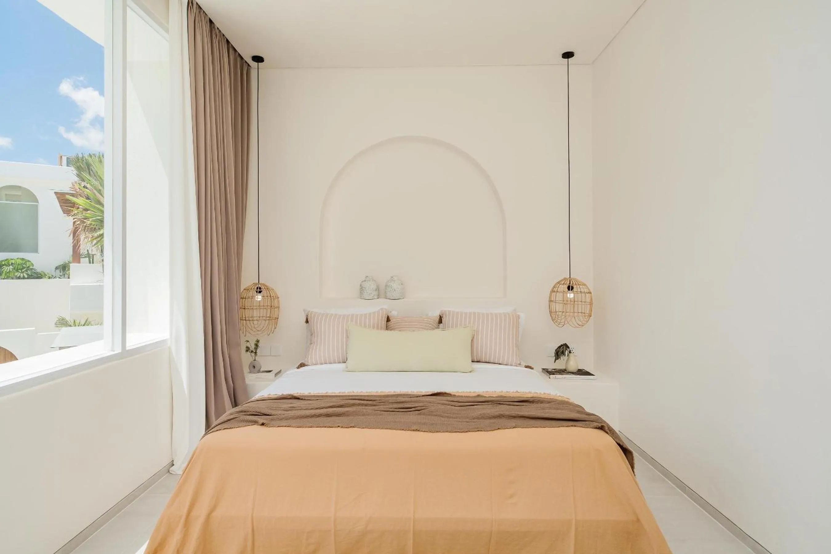 Bed in Mazari Villas