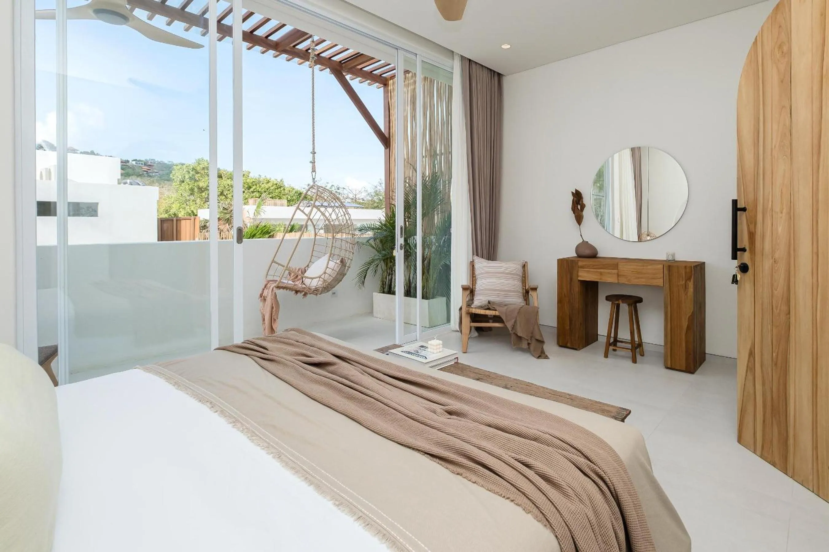 Bed in Mazari Villas