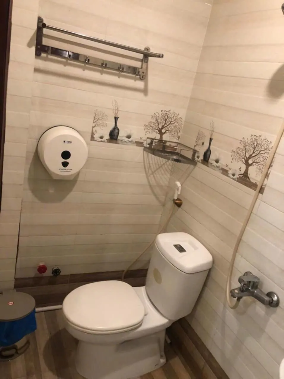 Bathroom in Alleyway home