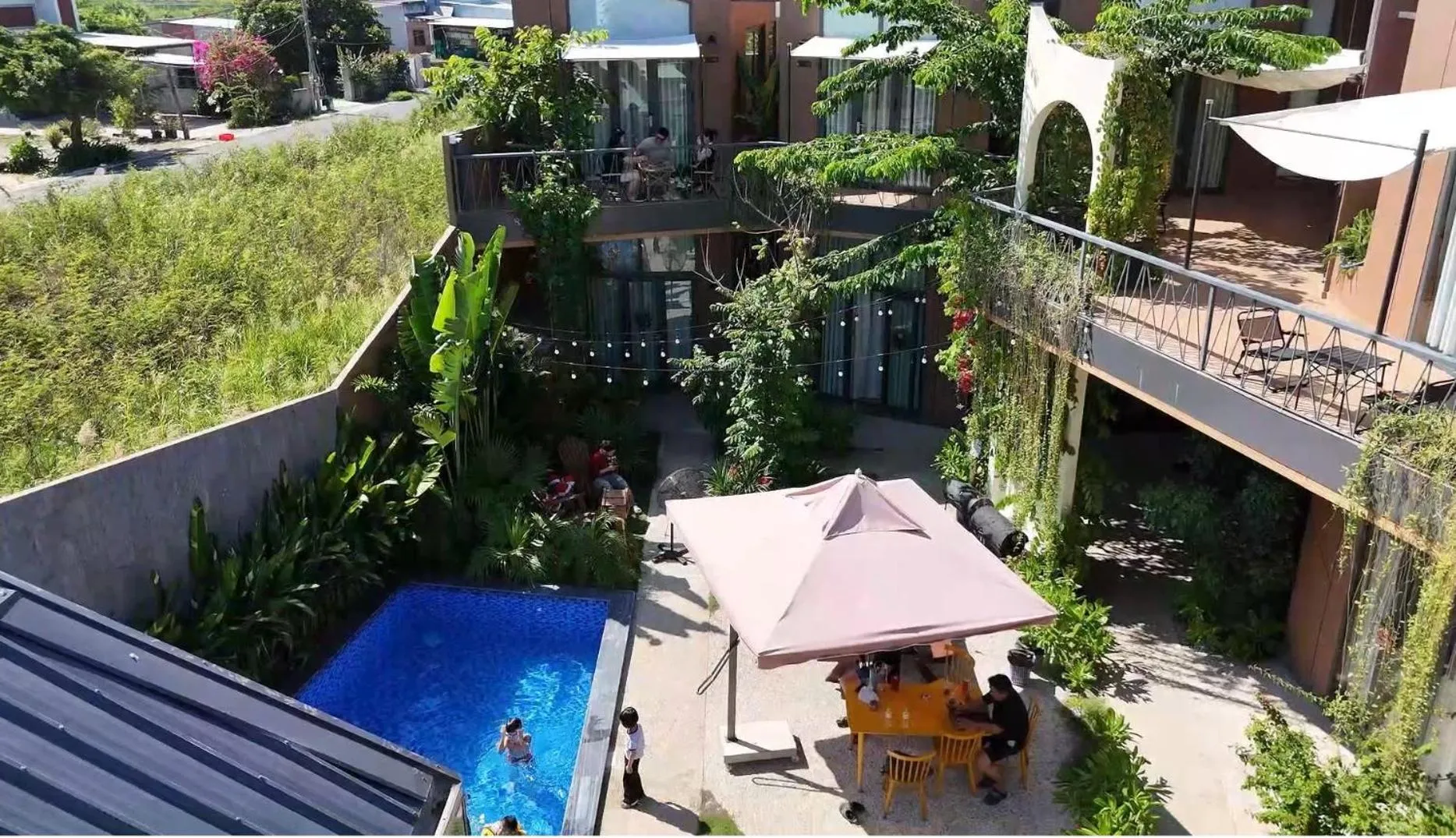 Pool view in Vanilla Ho Tram Homestay