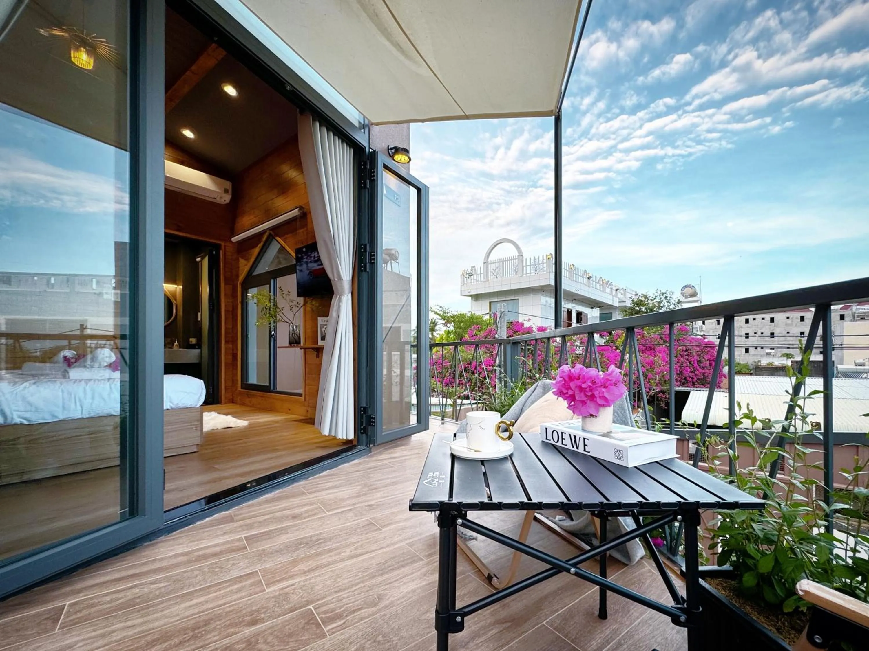 Balcony/Terrace, Bed in Vanilla Ho Tram Homestay