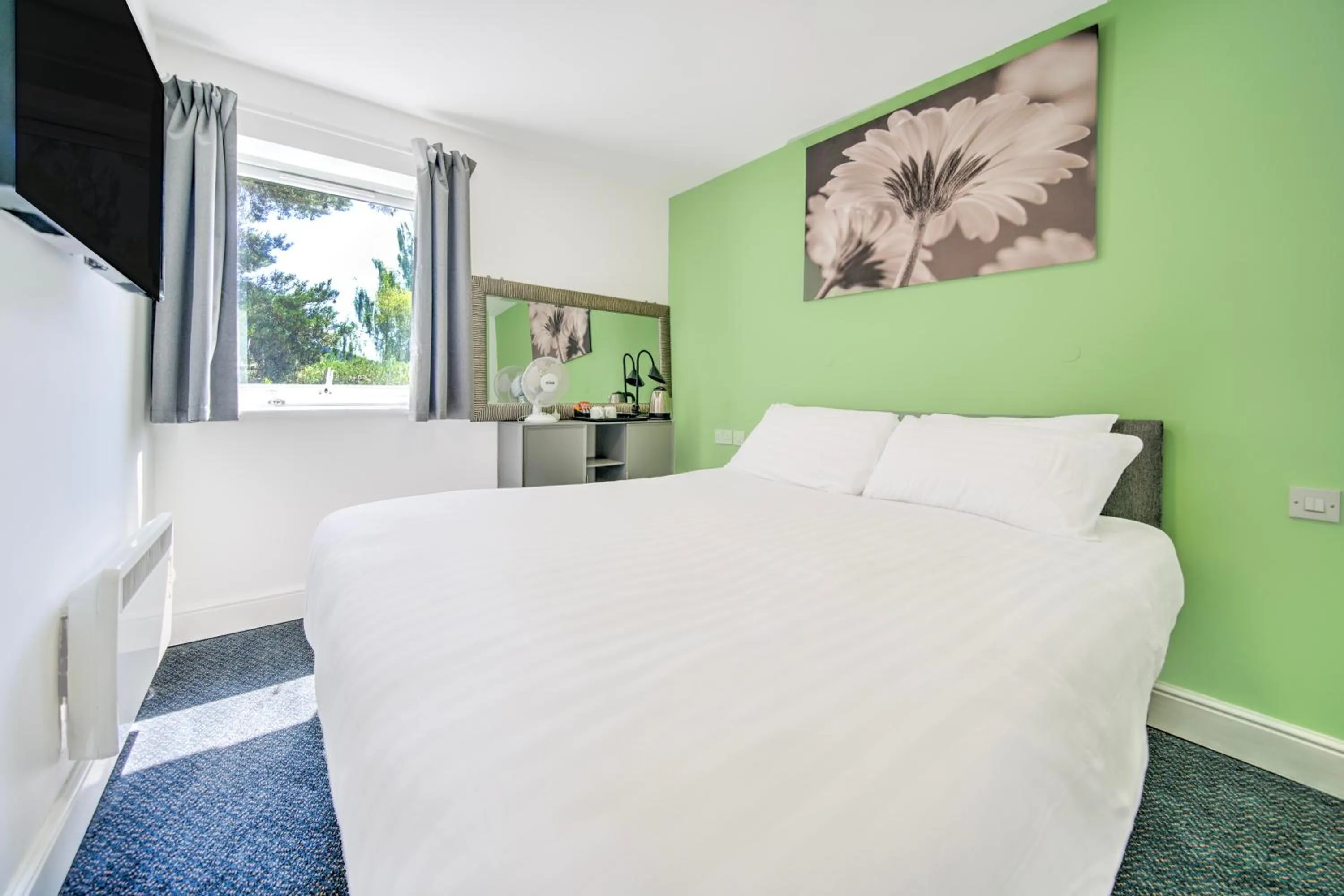 Bedroom, Bed in GO2 Gloucester Hotel by OYO