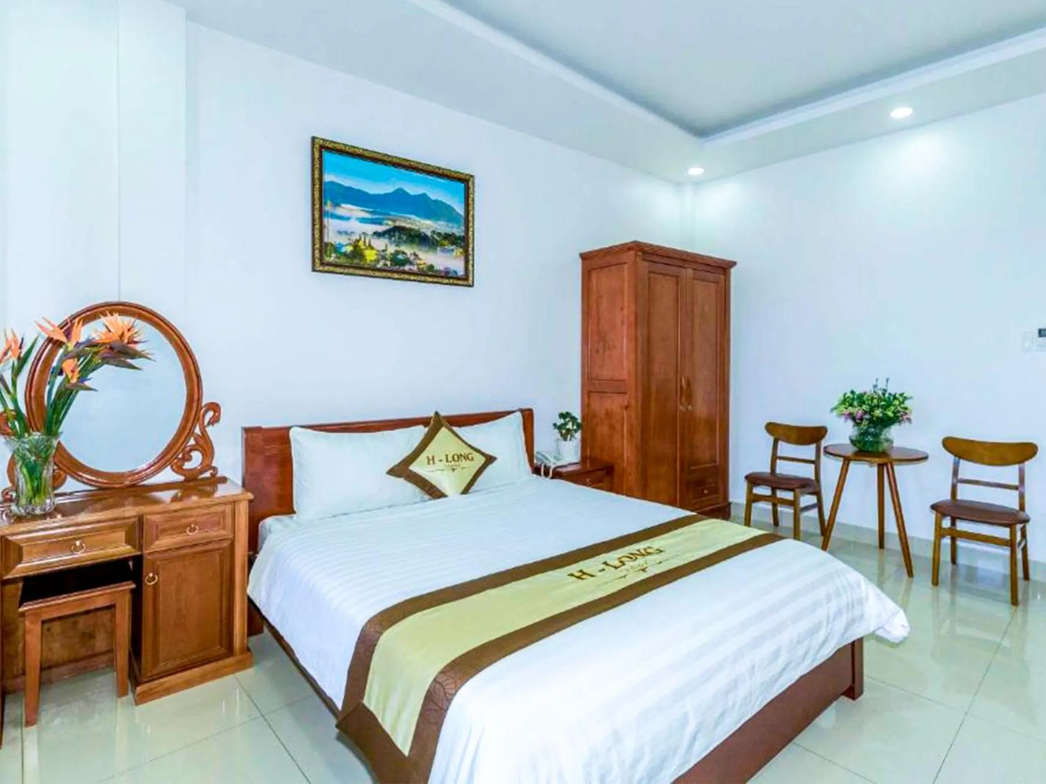 Bed in H-Long Dalat Hotel - Ngay Trung Tâm