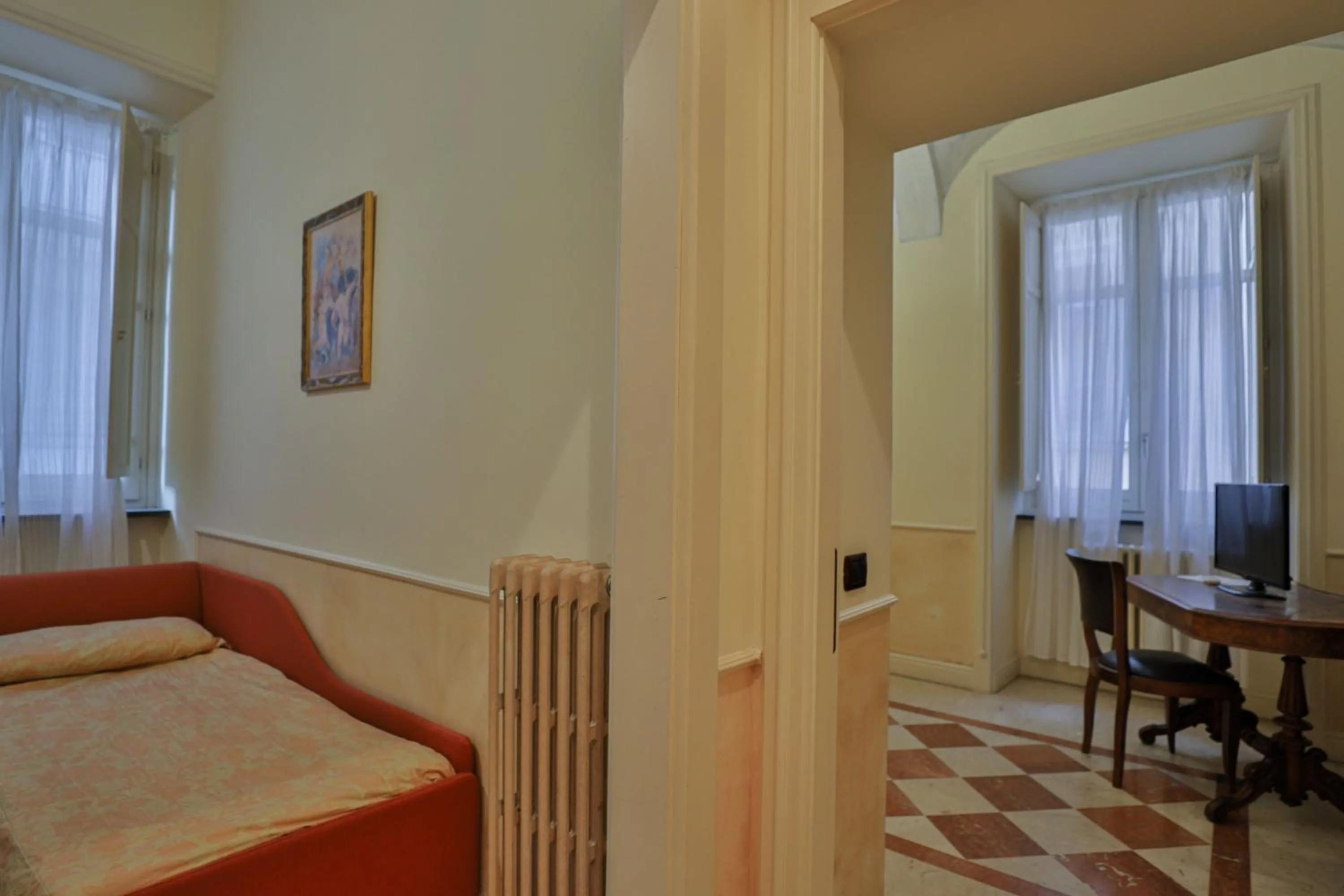 TV and multimedia, Bed in Kriò Suite - Amami Viaggi Collection