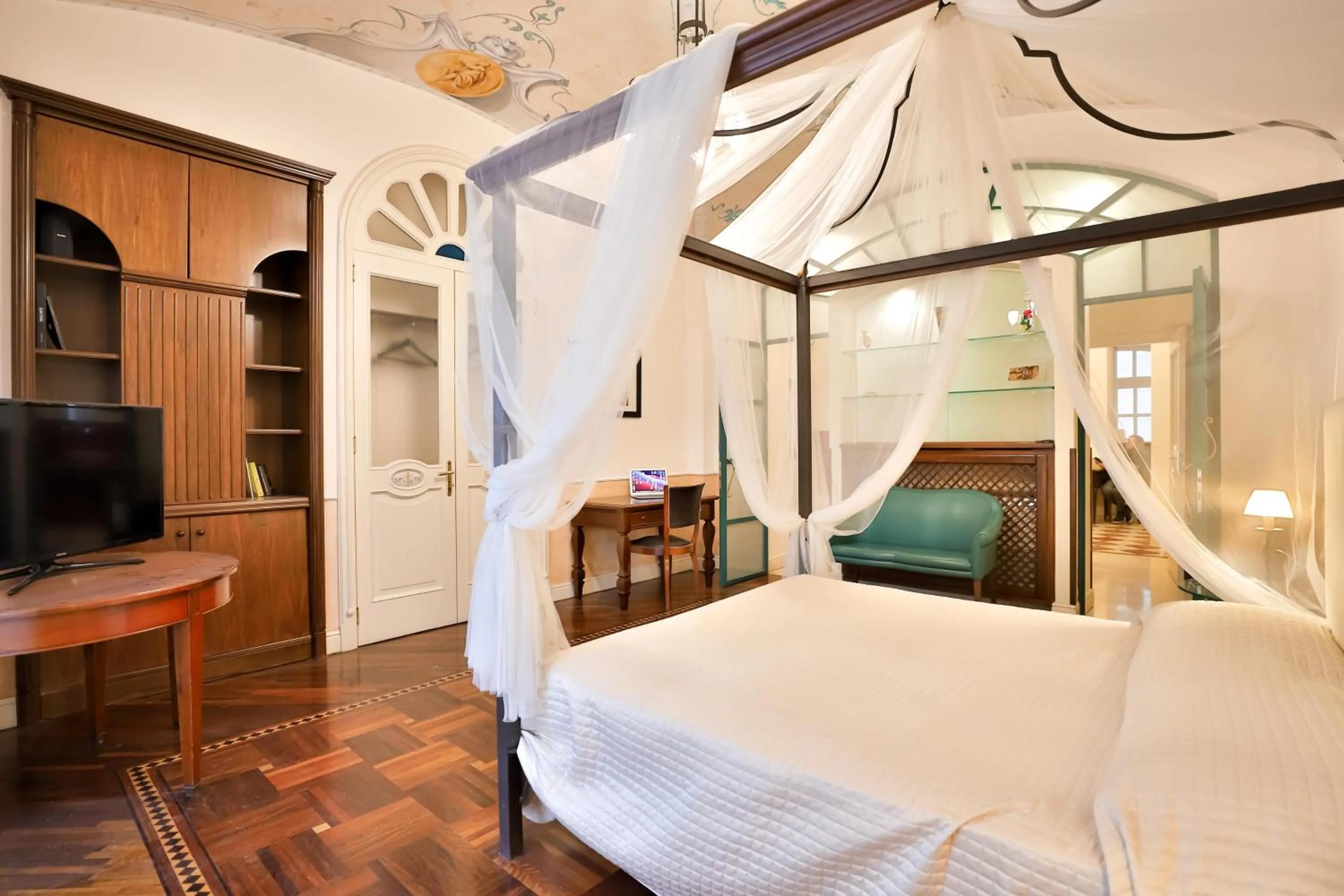 Bed in Kriò Suite - Amami Viaggi Collection