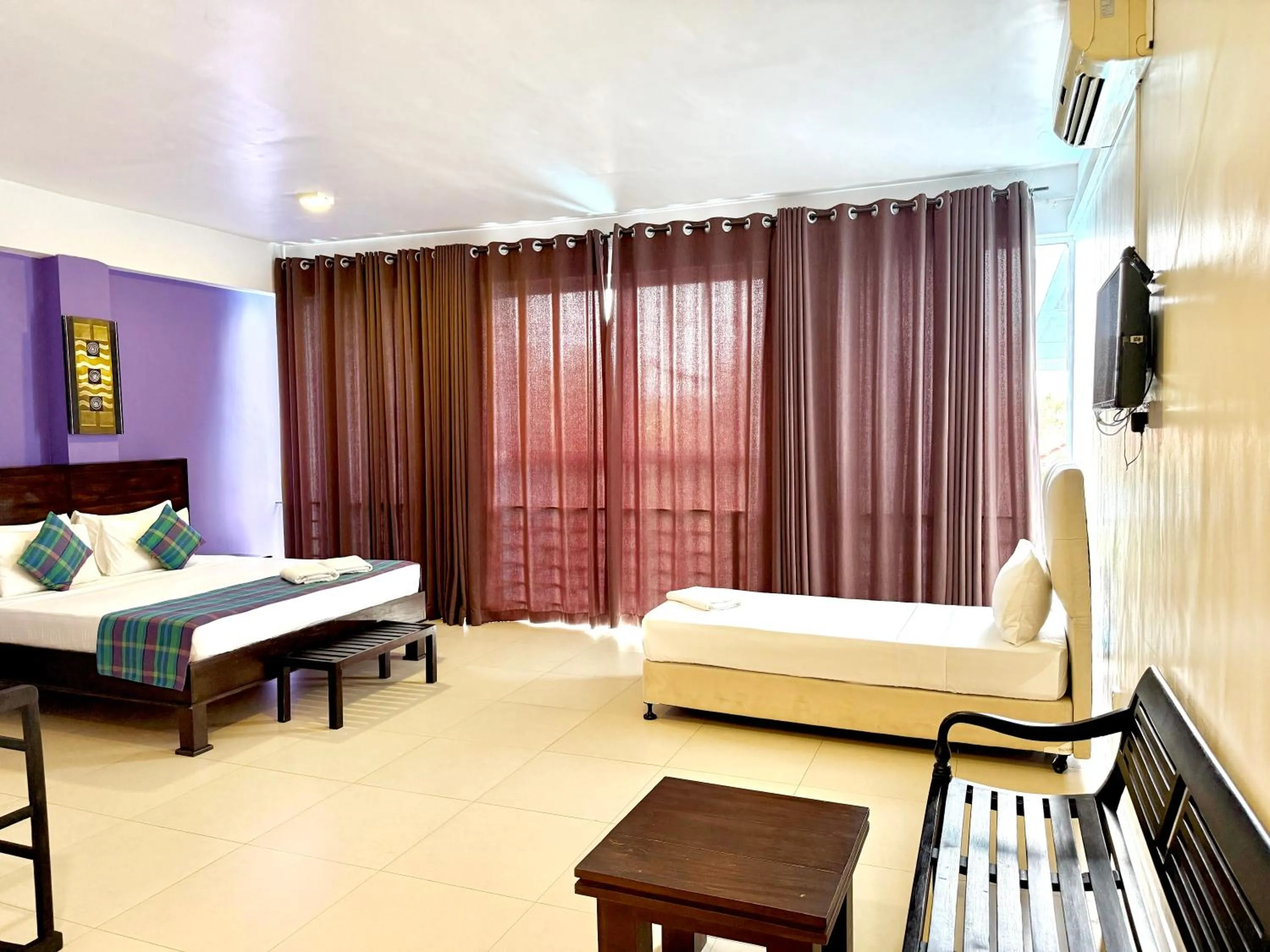 Bed in Twenty -Two Dazzle Bay