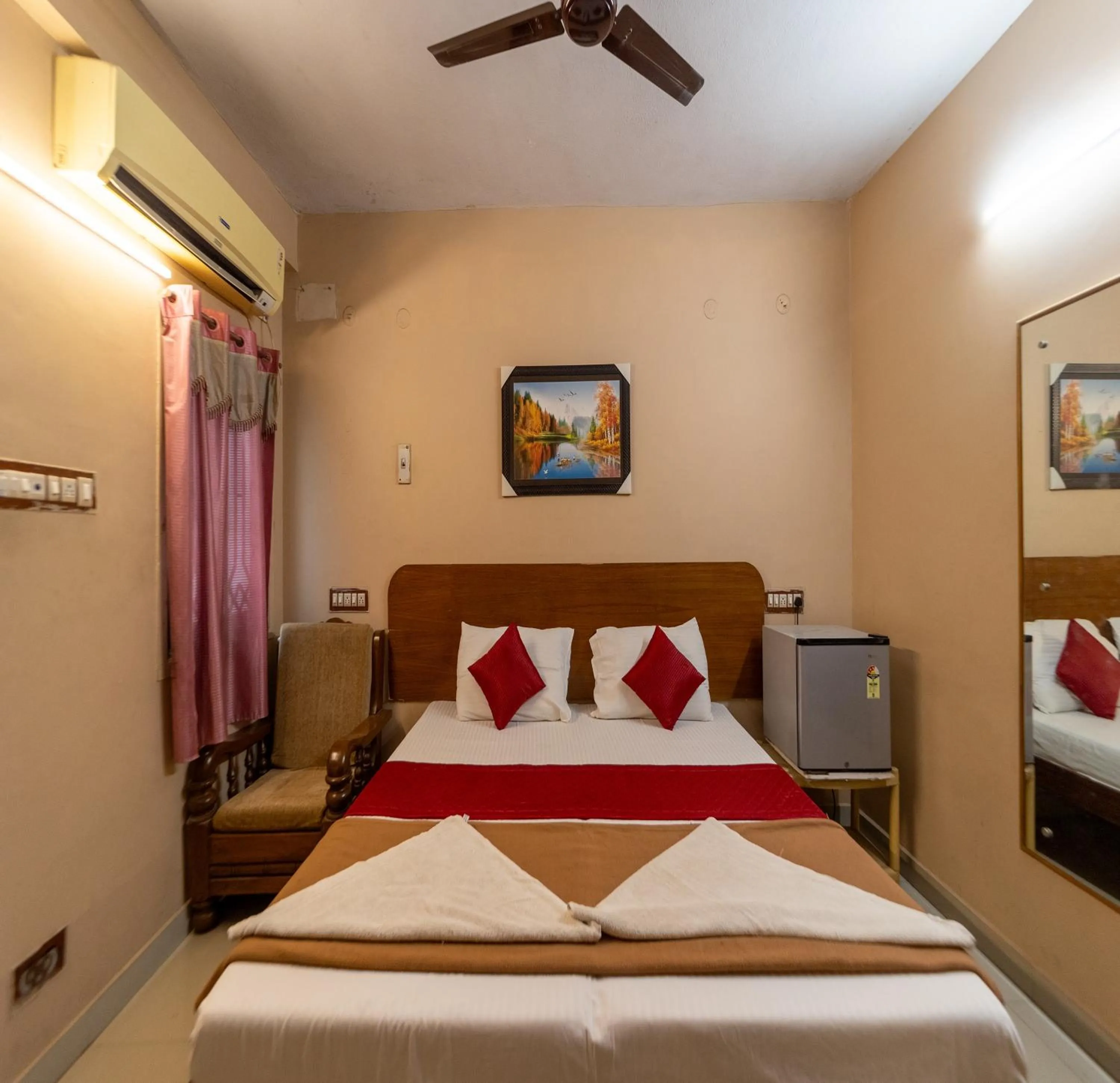 air conditioner, Bed in Nataraja Residency