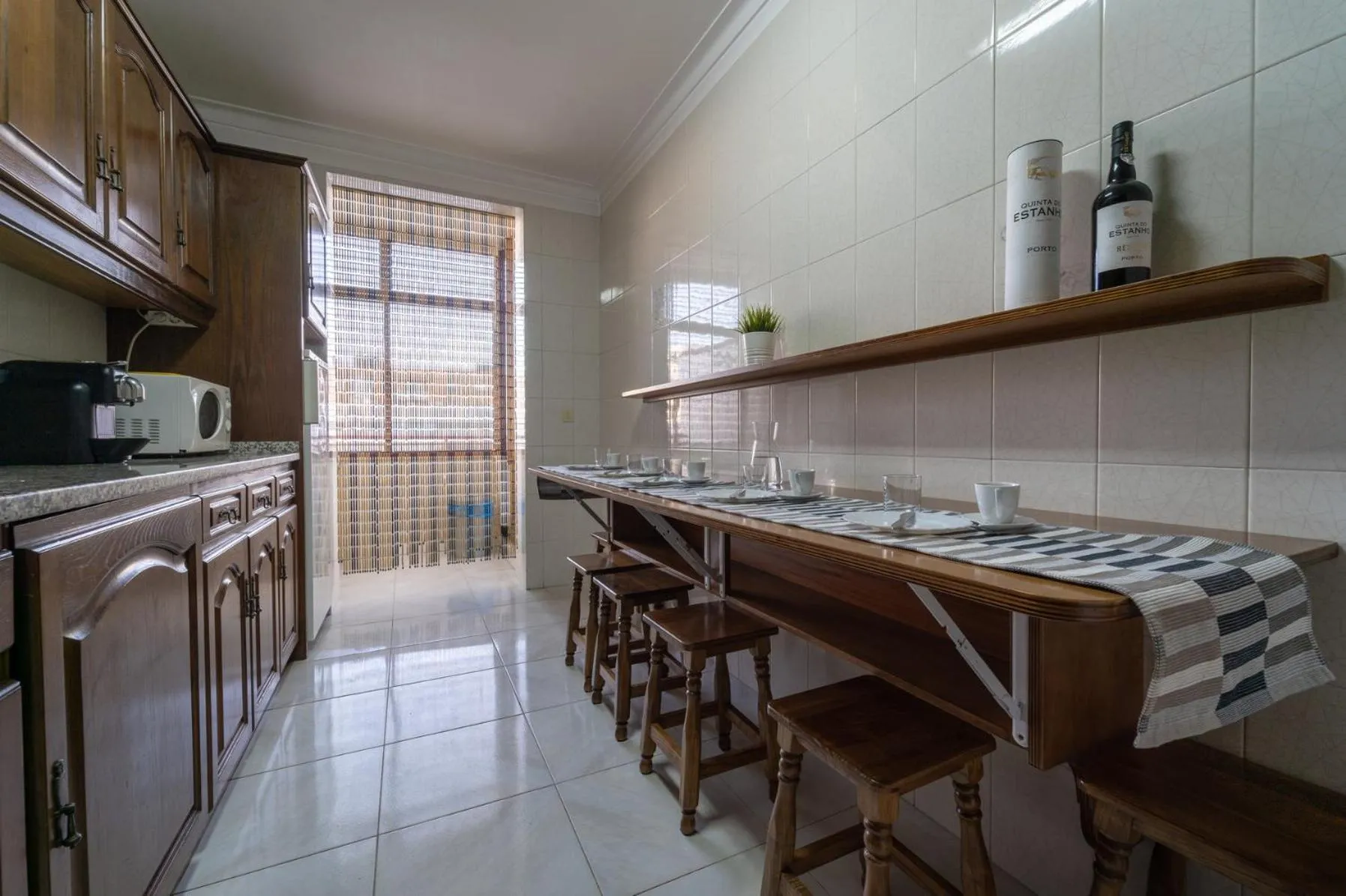 Vasco da Gama by House and People