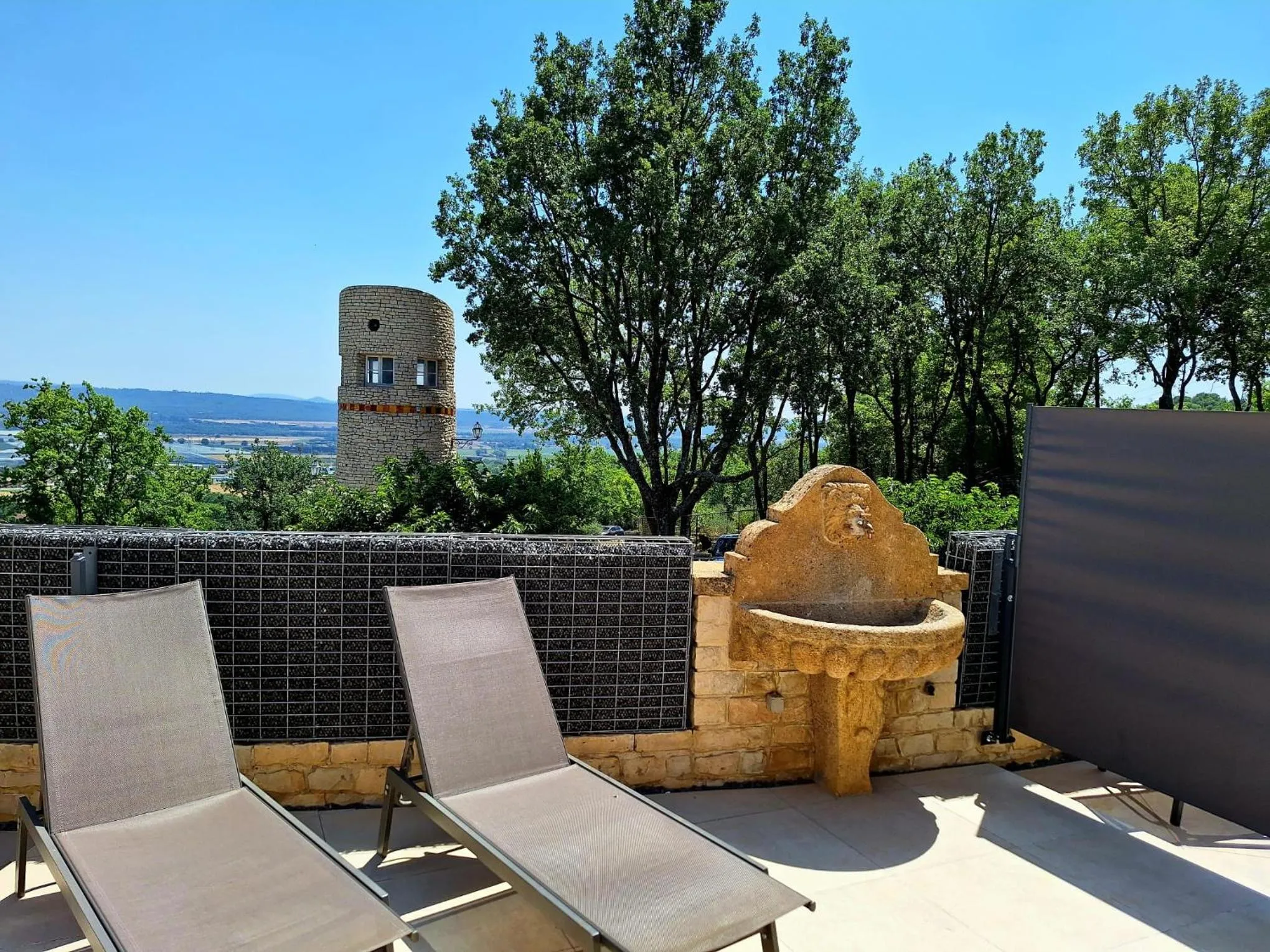 Patio in Domaine de la Mautanne