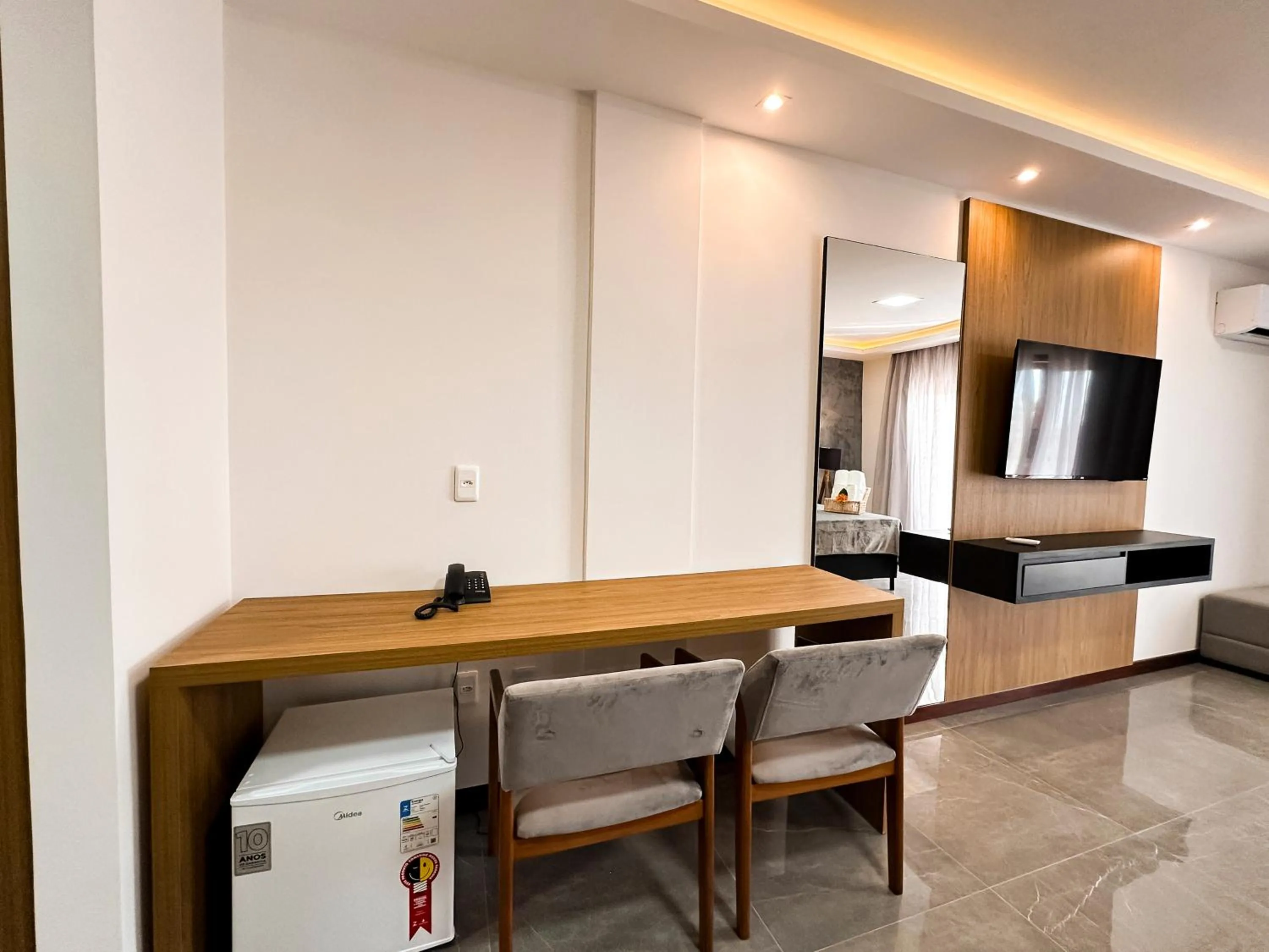 minibar in Aloha Palace Hotel