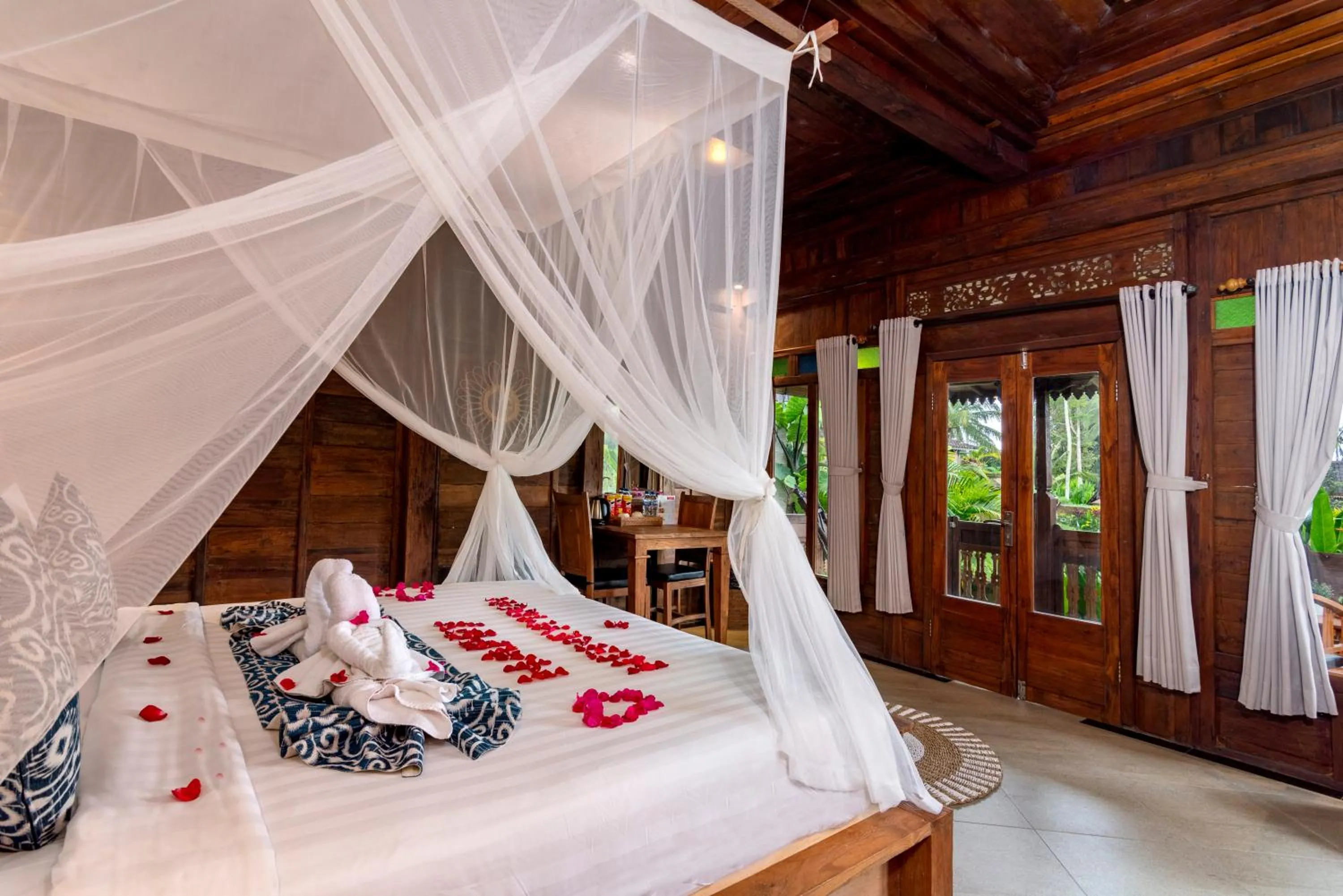 Bed in Taksu Villa Ubud Sebatu by Dhananjaya Hospitality