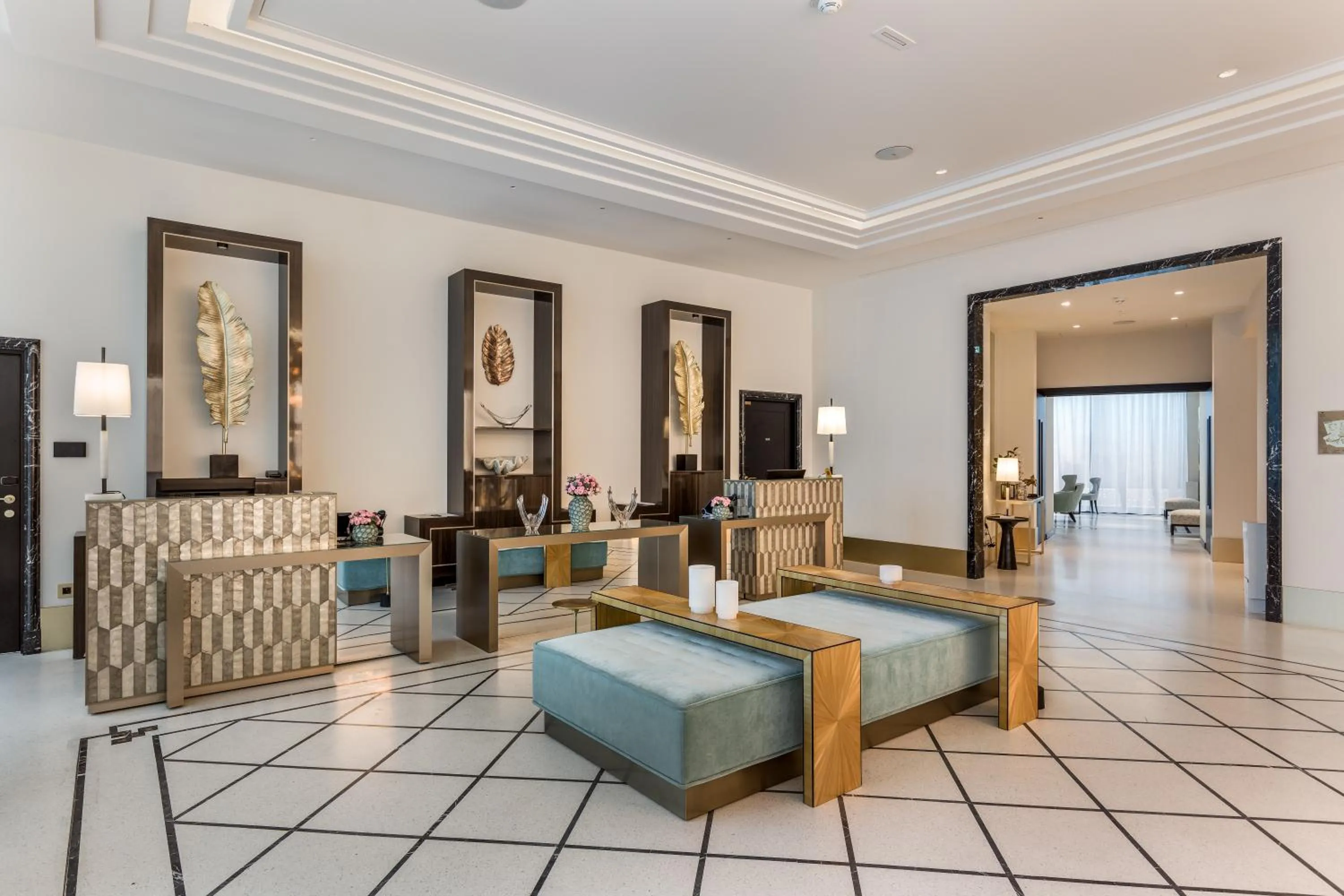 Lobby or reception in Maison Albar - Le Victoria