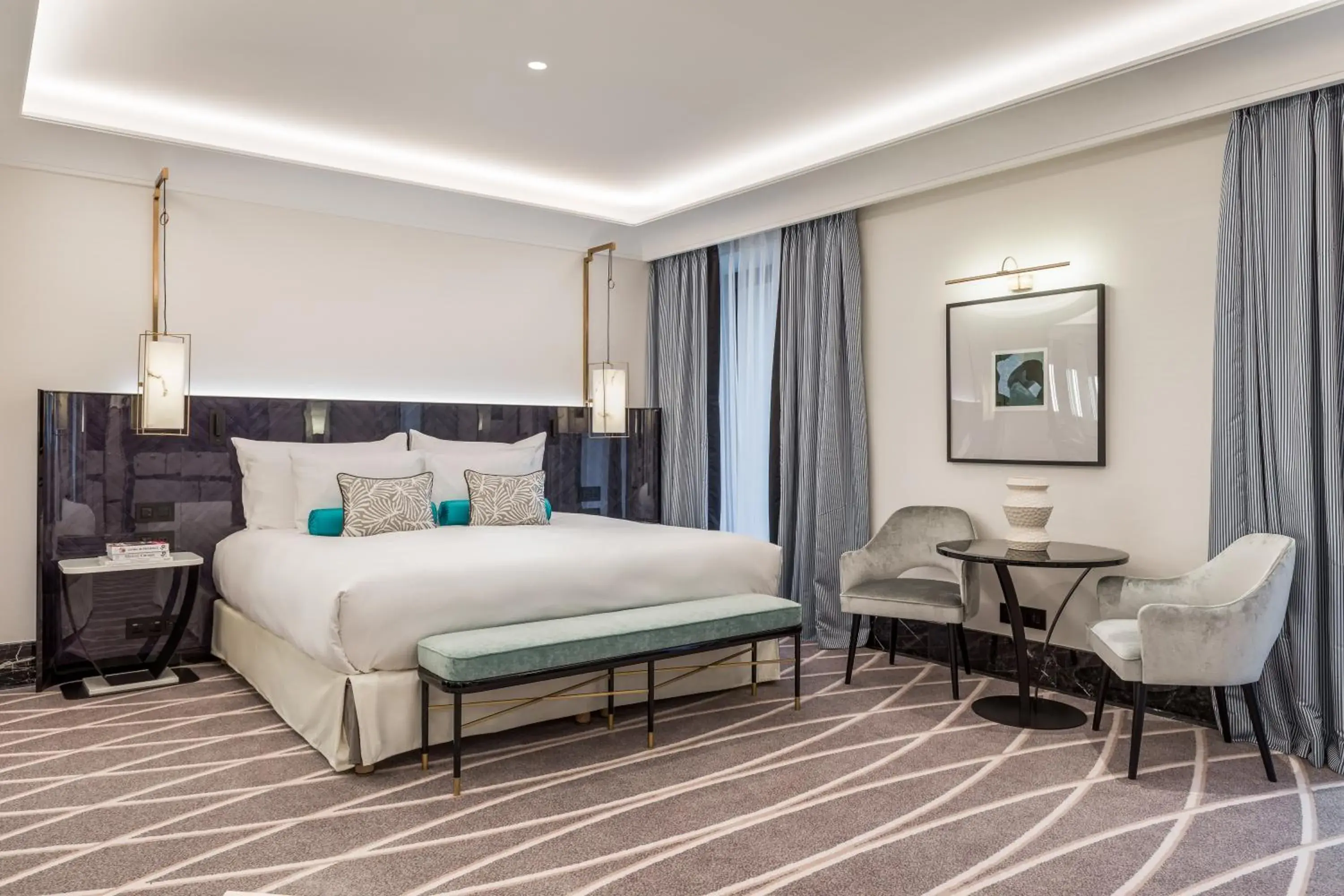 Basic Triple Room in Maison Albar - Le Victoria Basic Triple Room in Maison Albar - Le Victoria