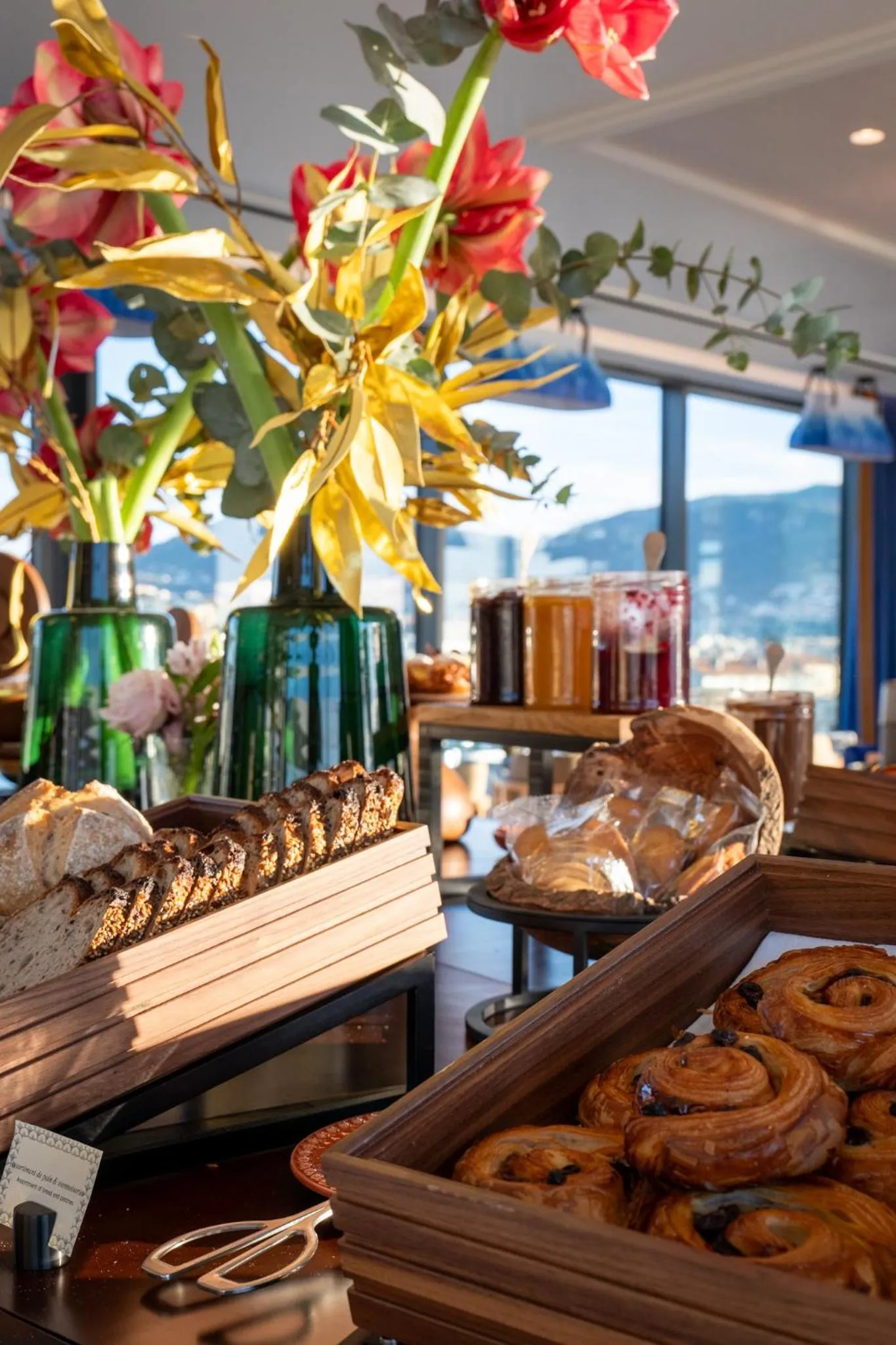 Food in Maison Albar - Le Victoria