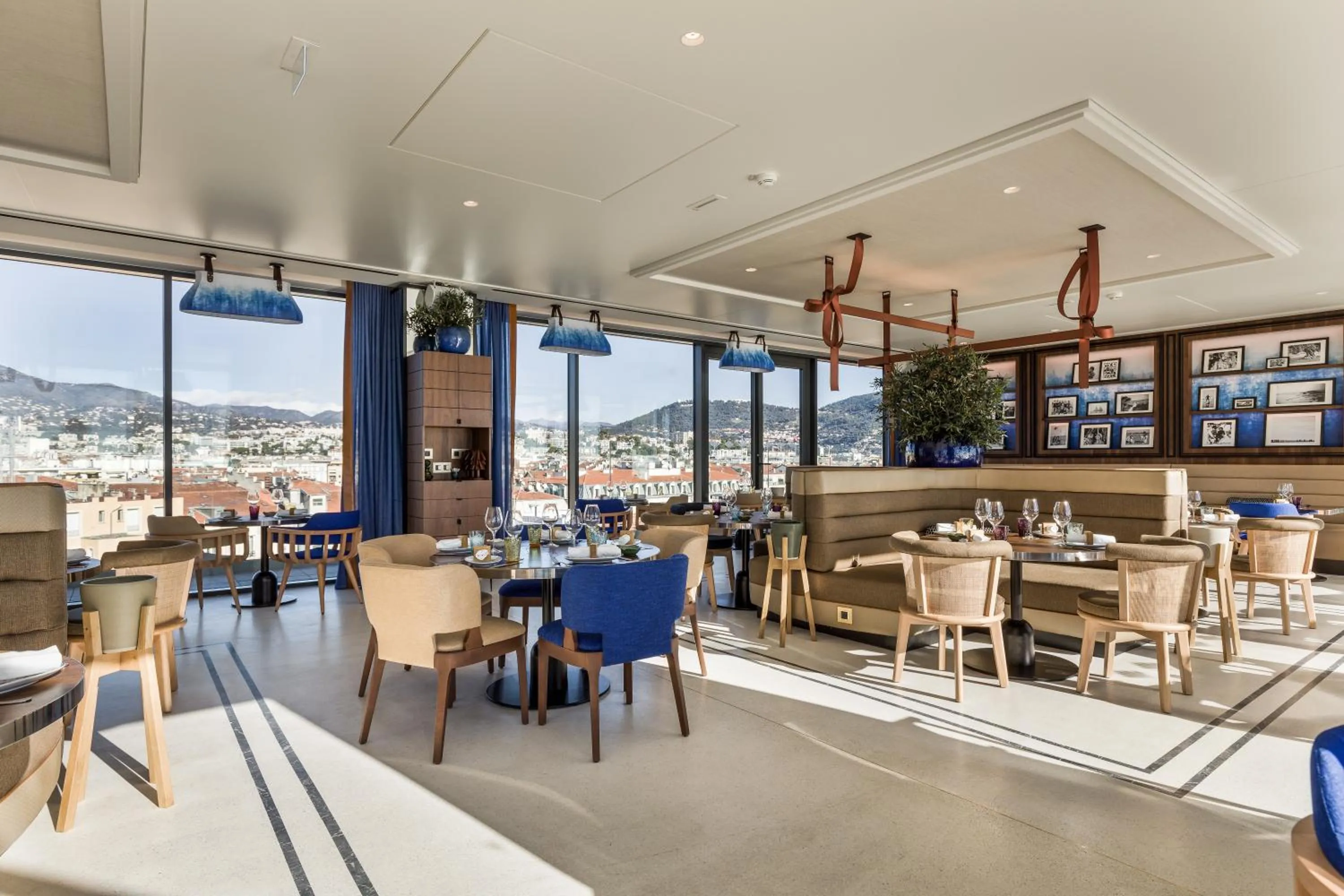 Restaurant/places to eat in Maison Albar - Le Victoria