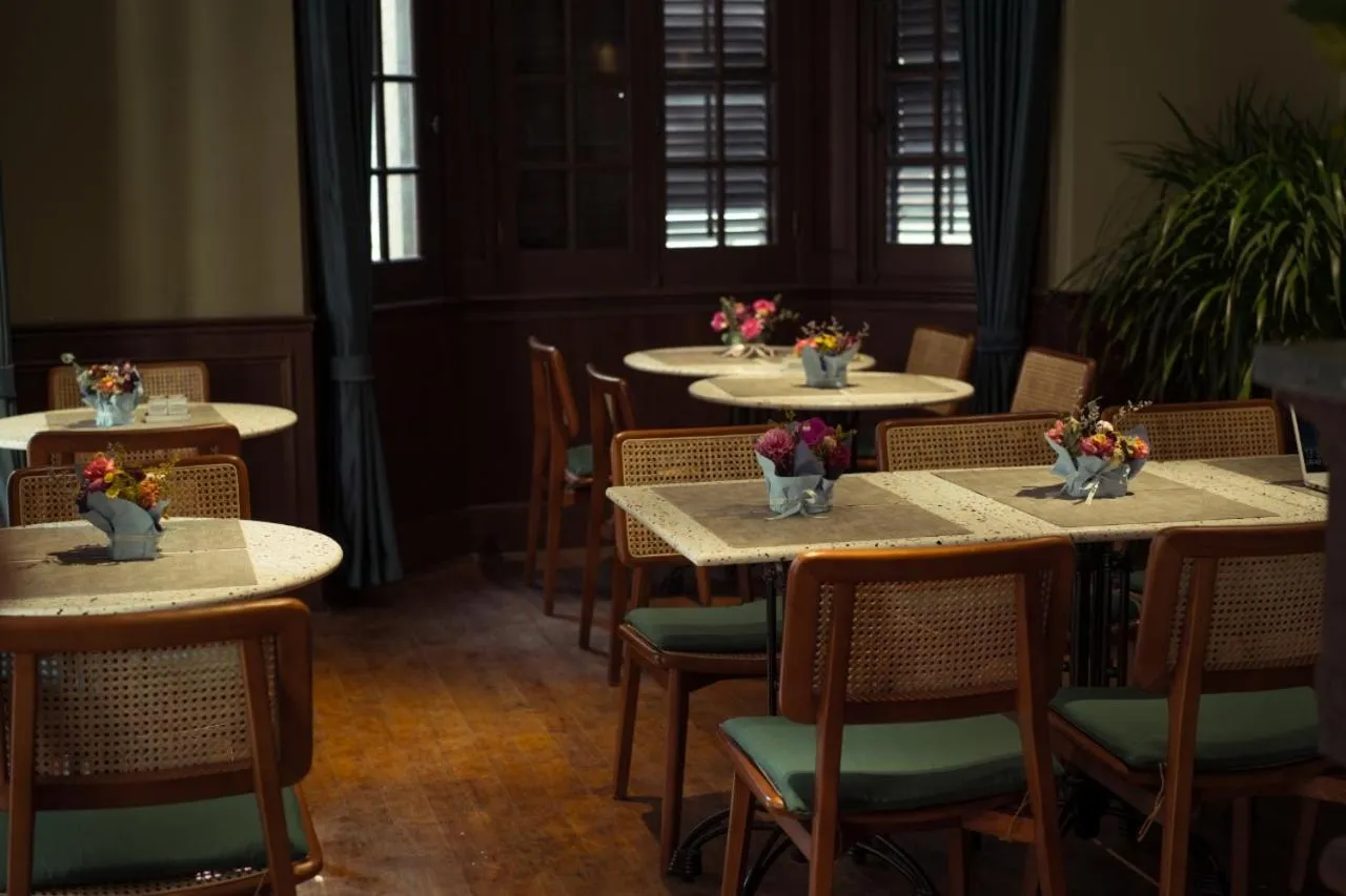 Shanghai Huaihai Mansion