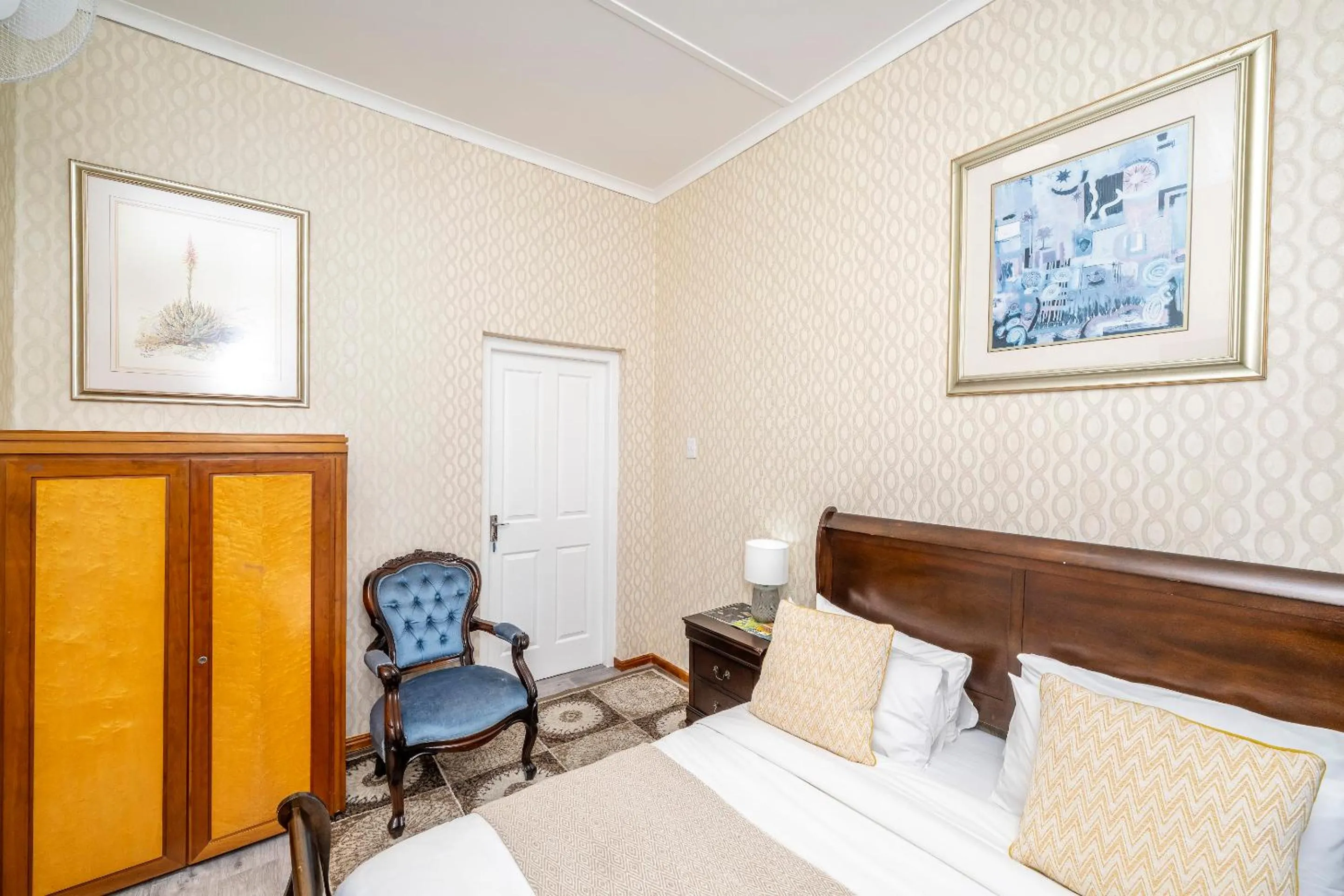 Bed in Prime Executive Accommodation