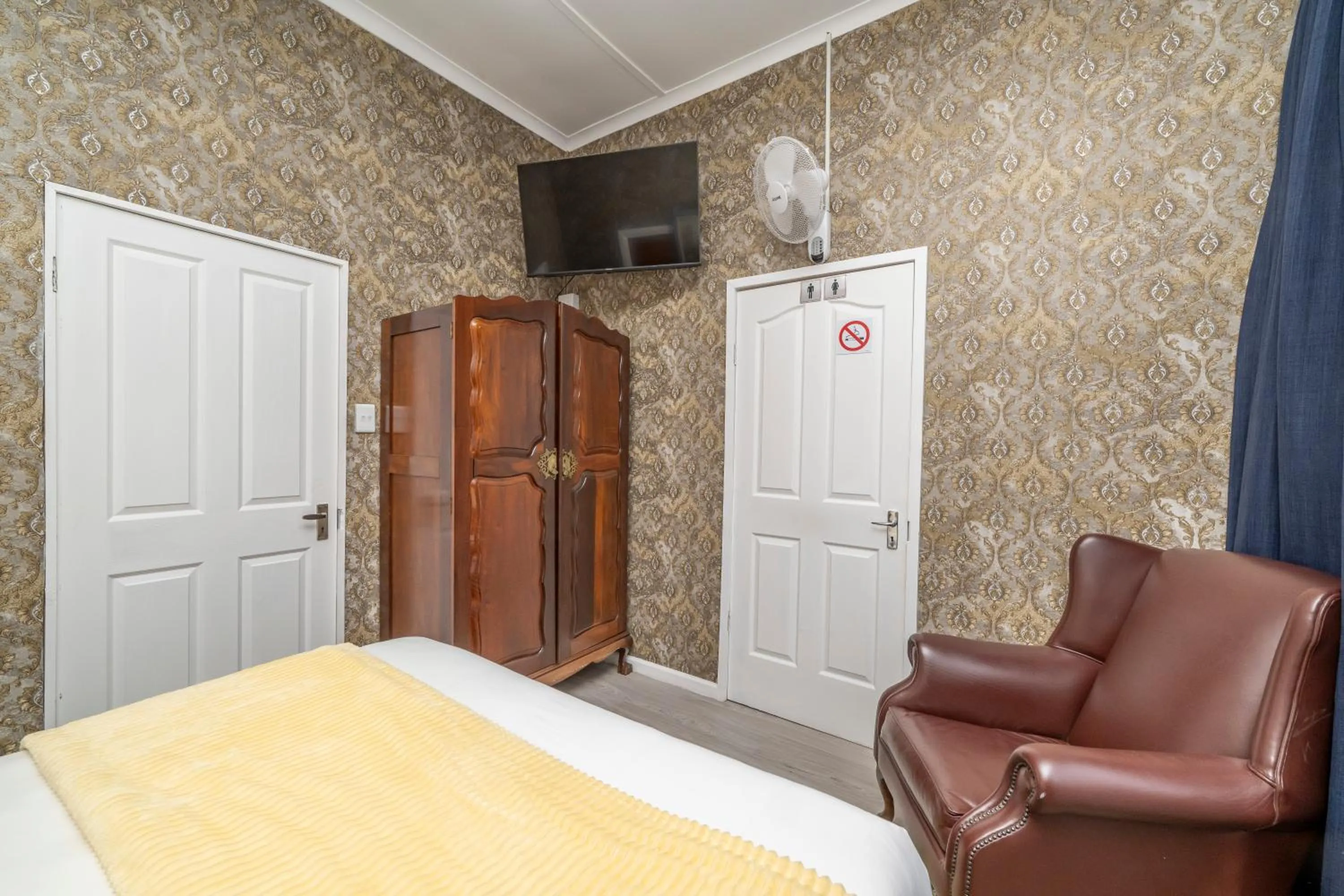 Bed in Prime Executive Accommodation