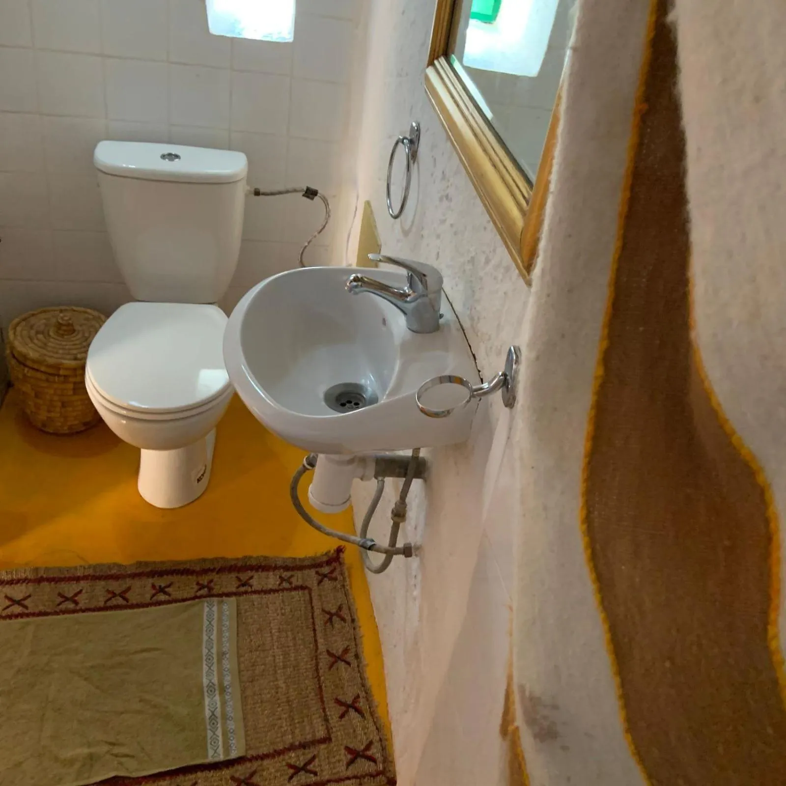 Bathroom in DAR INFIANE Tata