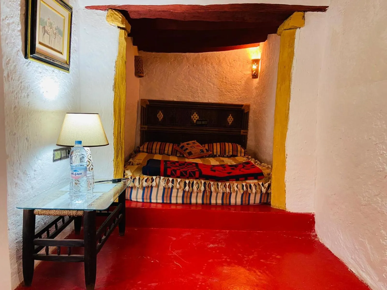 Bed in DAR INFIANE Tata