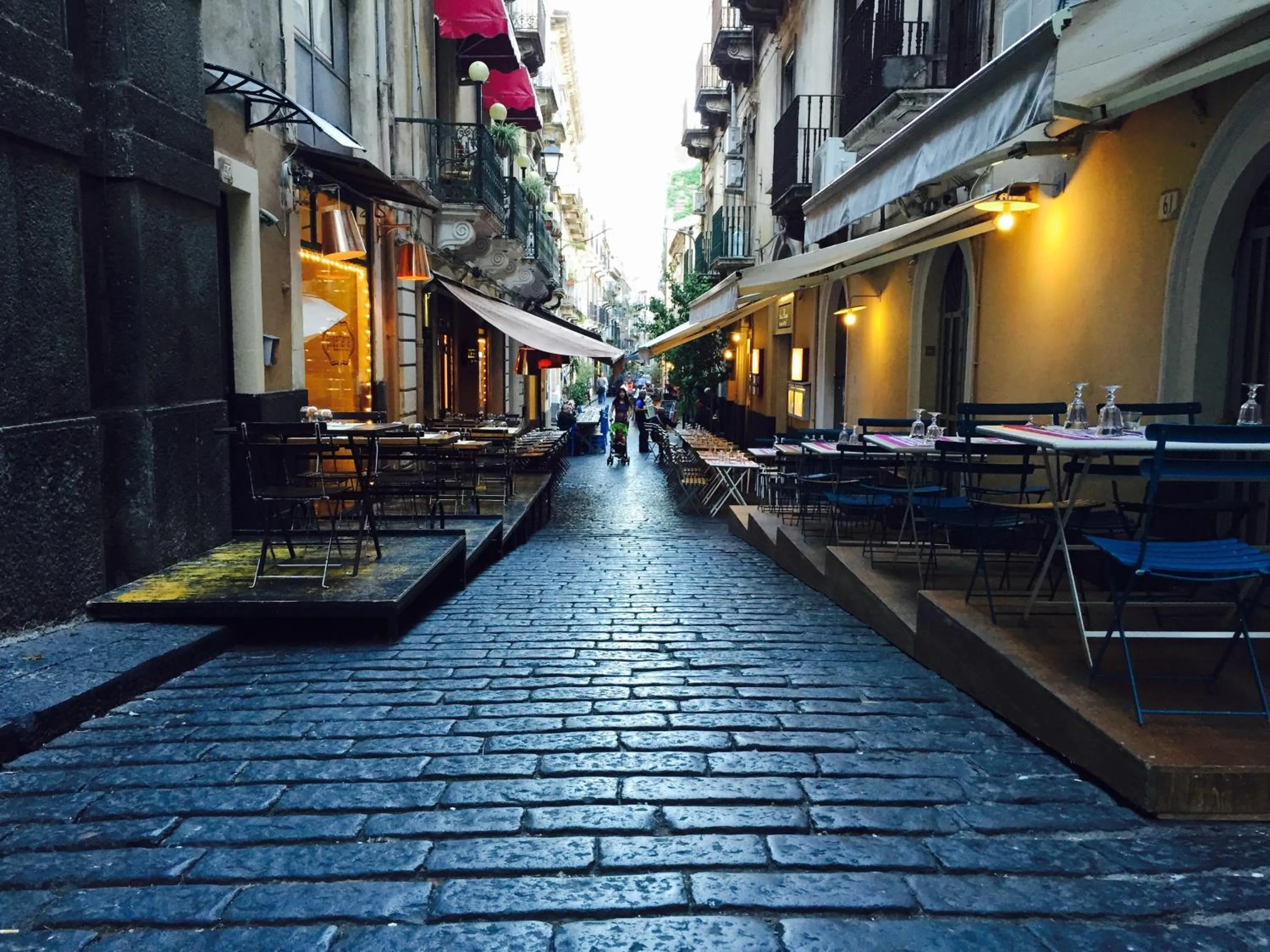 Restaurant/places to eat in Grand Tour Design Guest House Catania Self Check-in