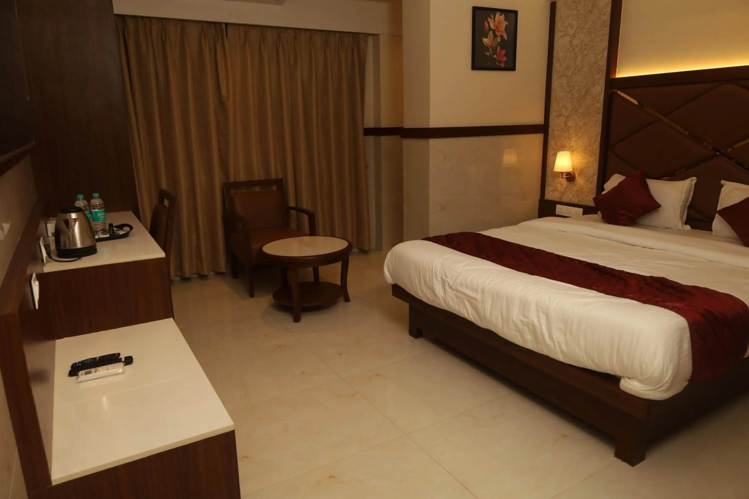 Bed in Hotel Prestige Residency