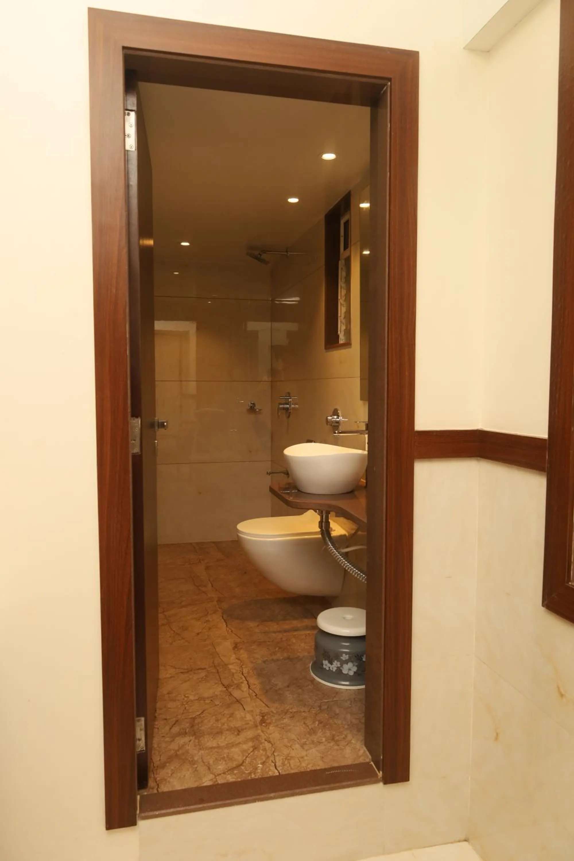 Shower in Hotel Prestige Residency