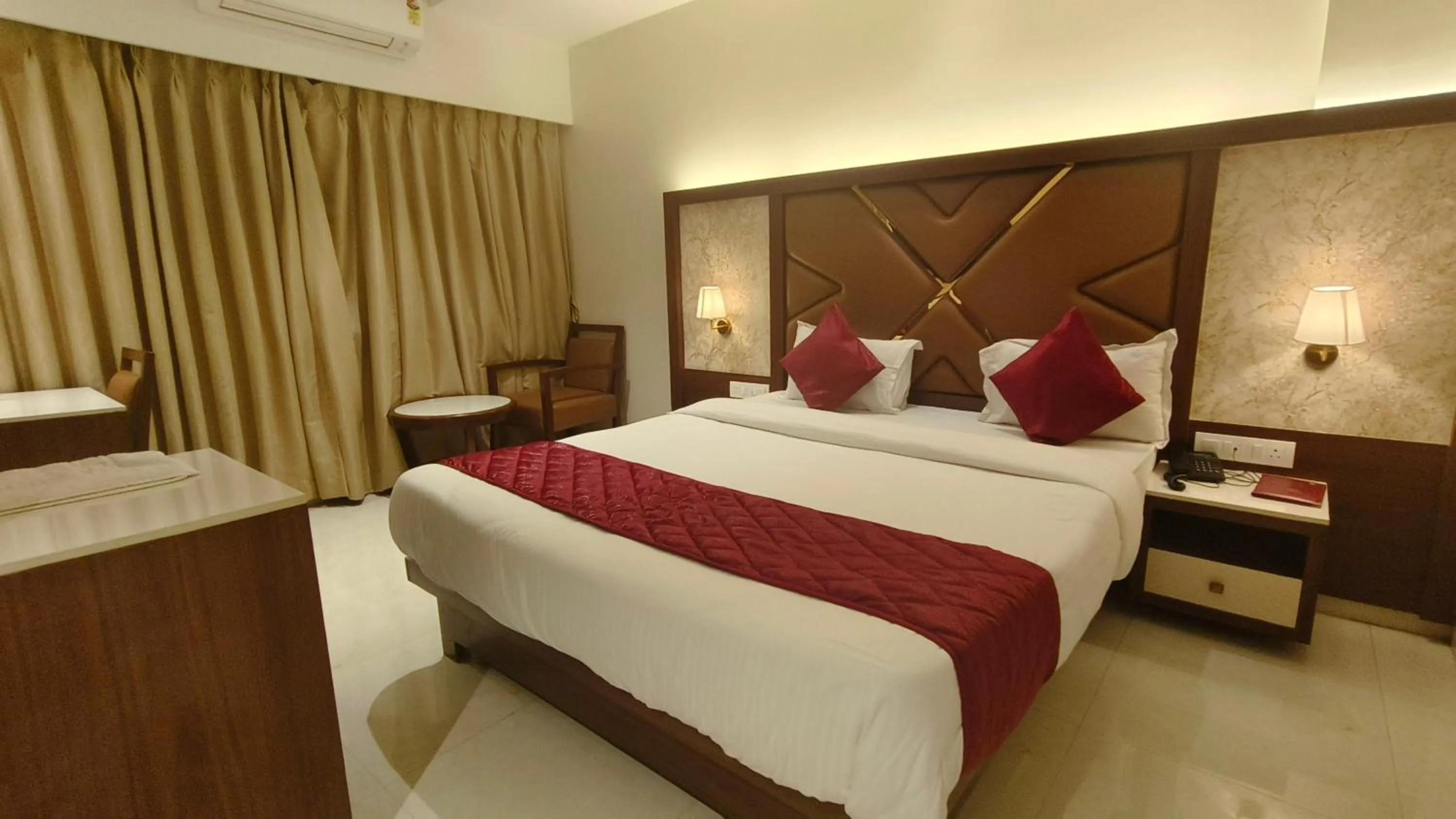 Bedroom, Bed in Hotel Prestige Residency