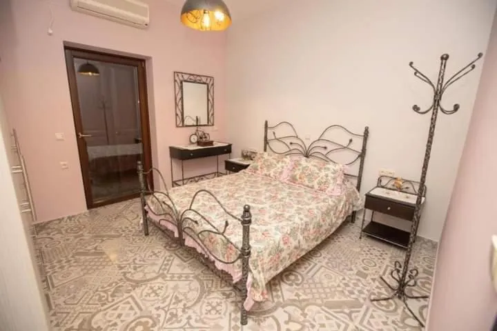 Bed in Armenopetra View Gerolimenas