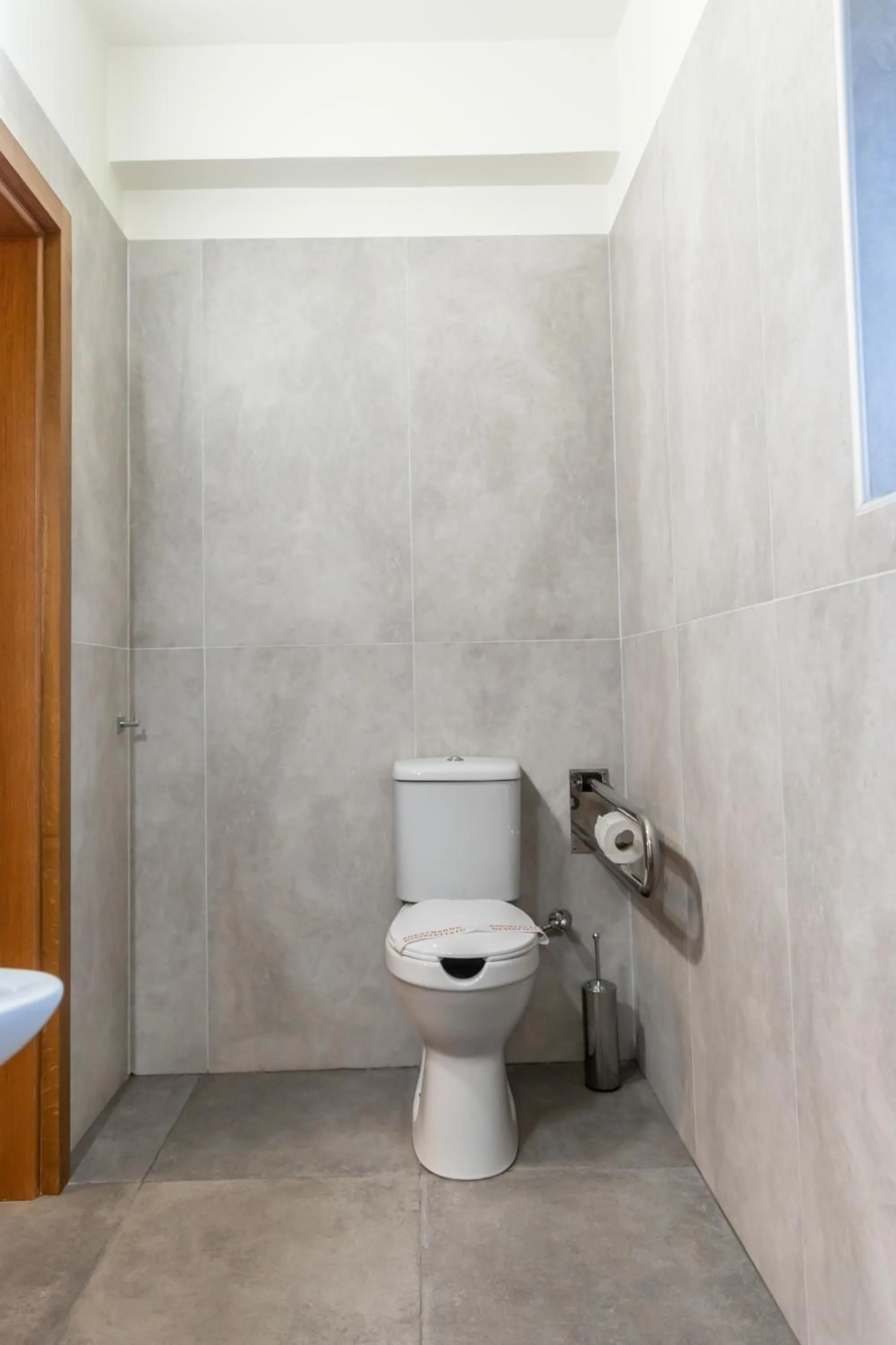 Bathroom in Armenopetra View Gerolimenas