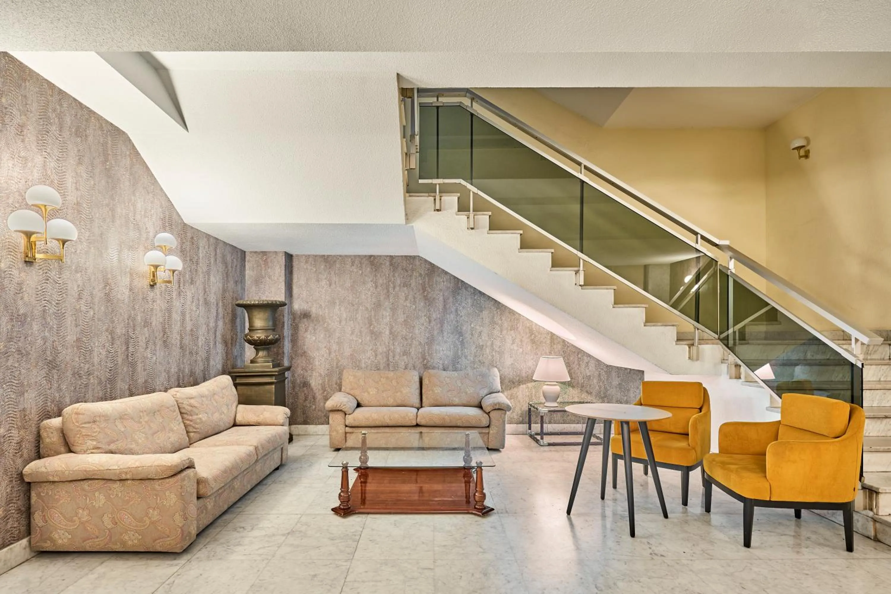 Lobby or reception in Apartamentos Juan Bravo