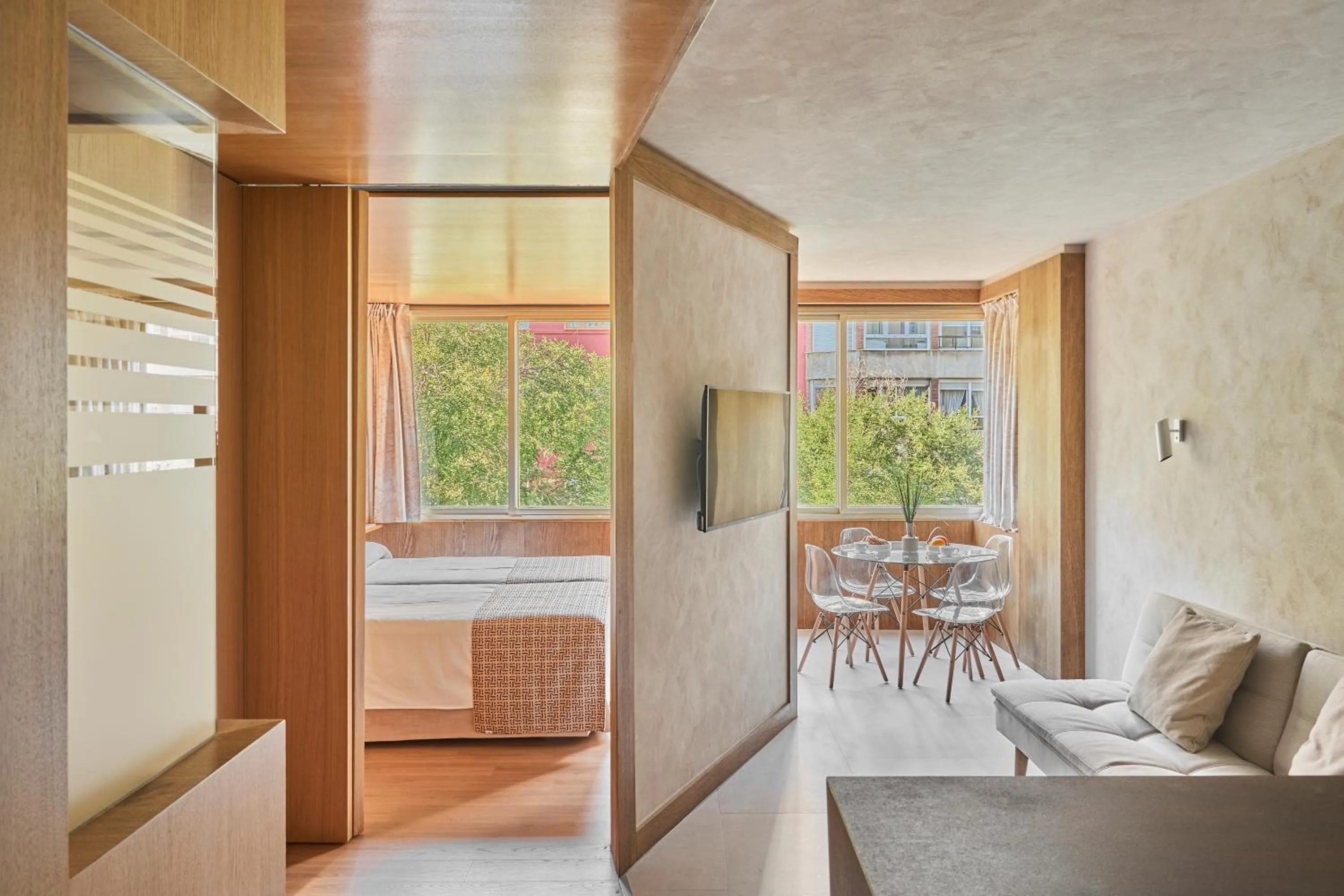 Living room in Apartamentos Juan Bravo