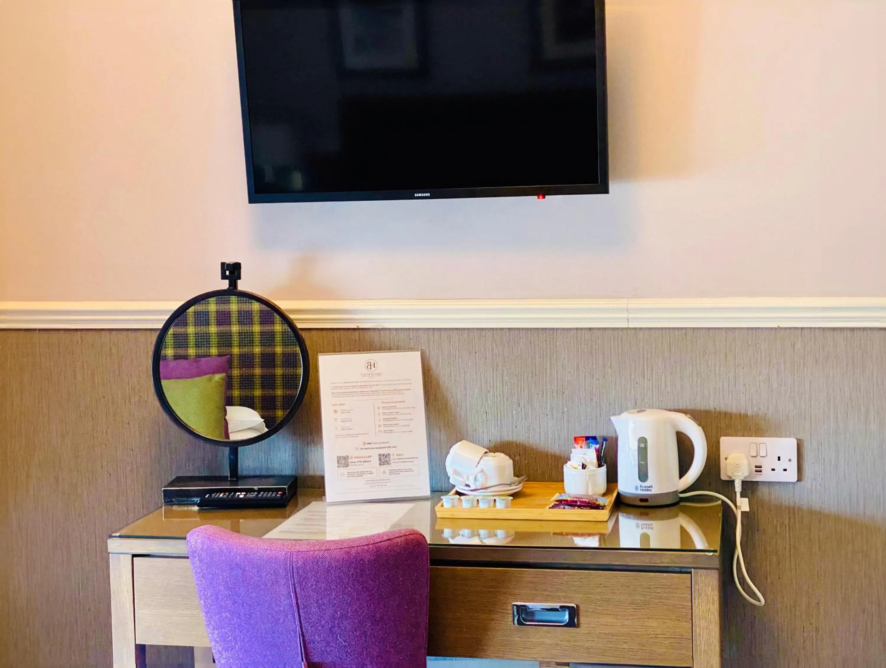 TV and multimedia in Balmacara Hotel