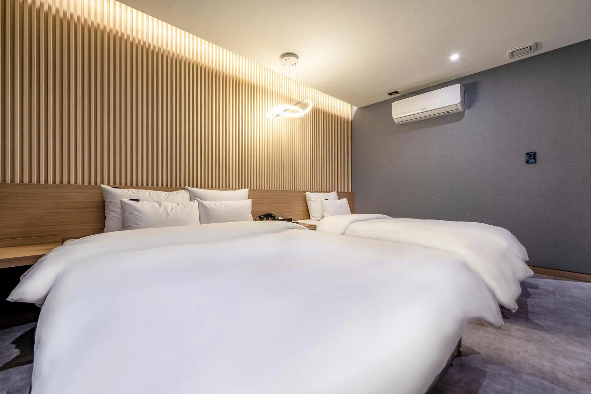 Bed in 충주 어반브라운호텔