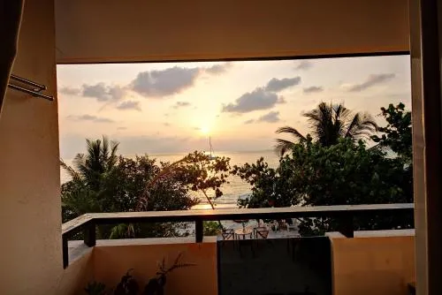 Crown Beach Villas with direct access to the Bikini Beach