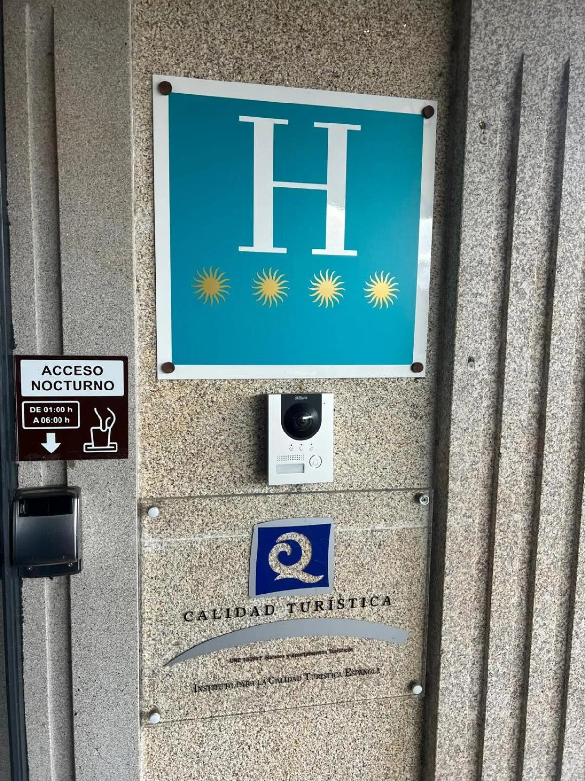 Property building in Hotel Alfonso I