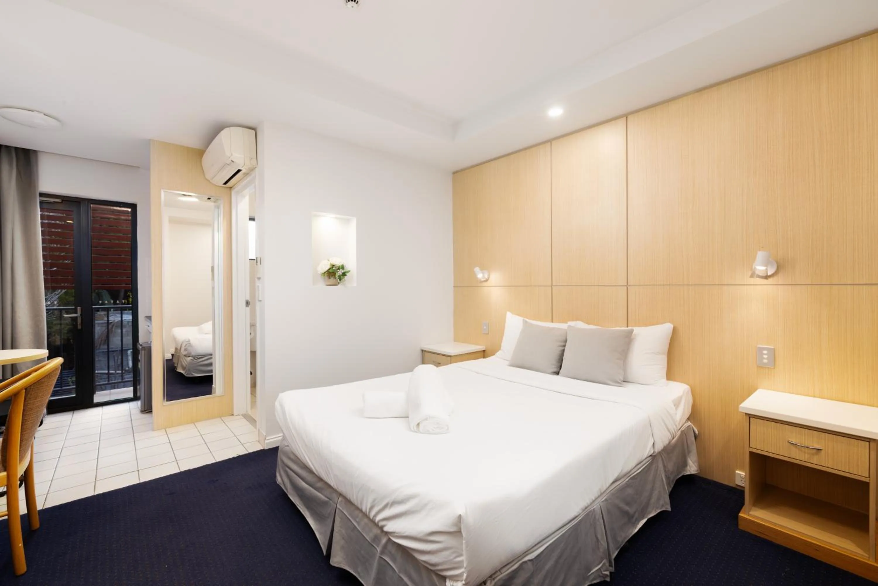 Bed in Asraport Motel