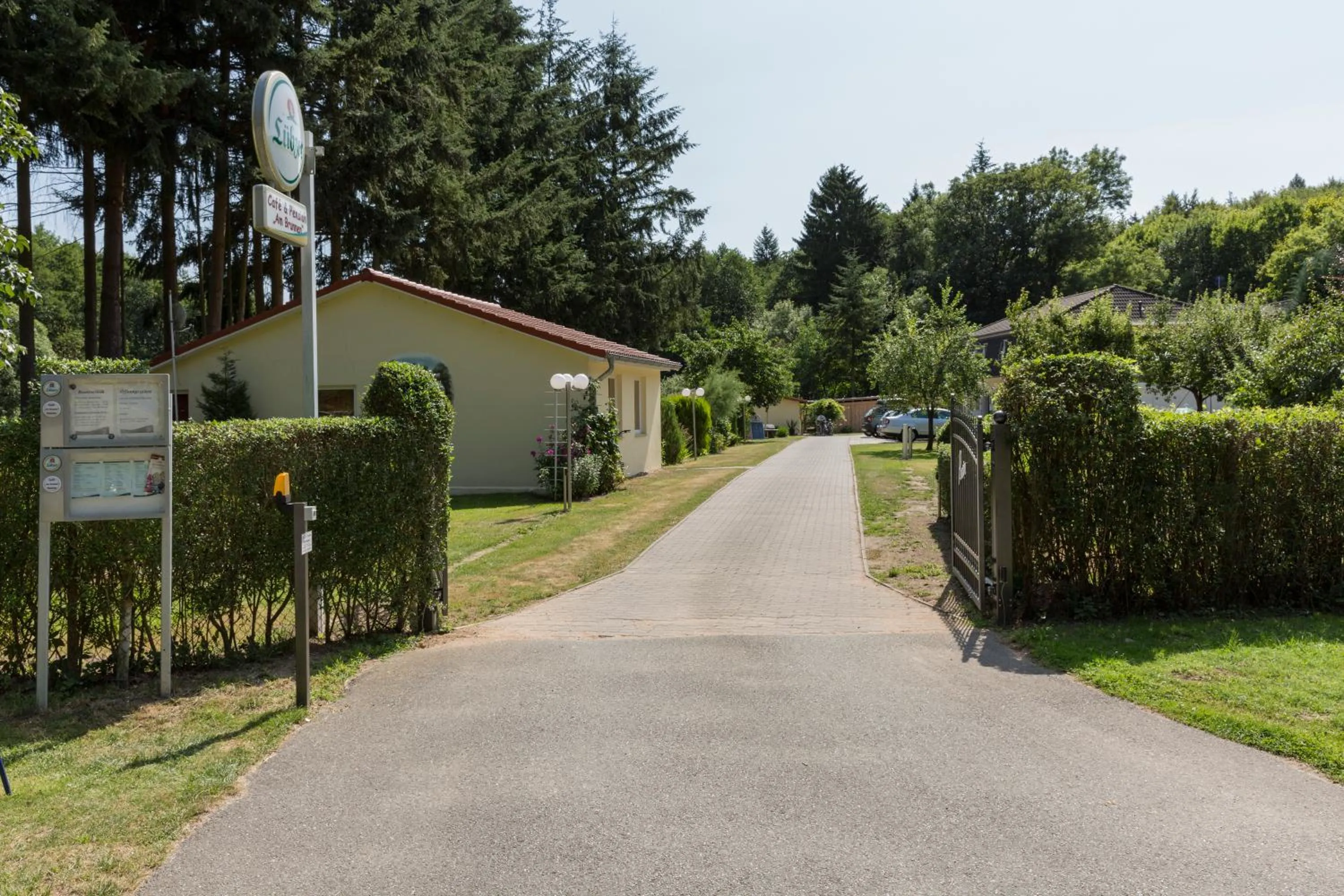 Facade/entrance in Pension "Am Brunnen"