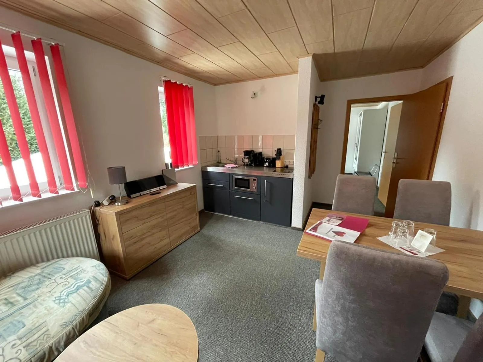 Photo of the whole room in Pension "Am Brunnen"
