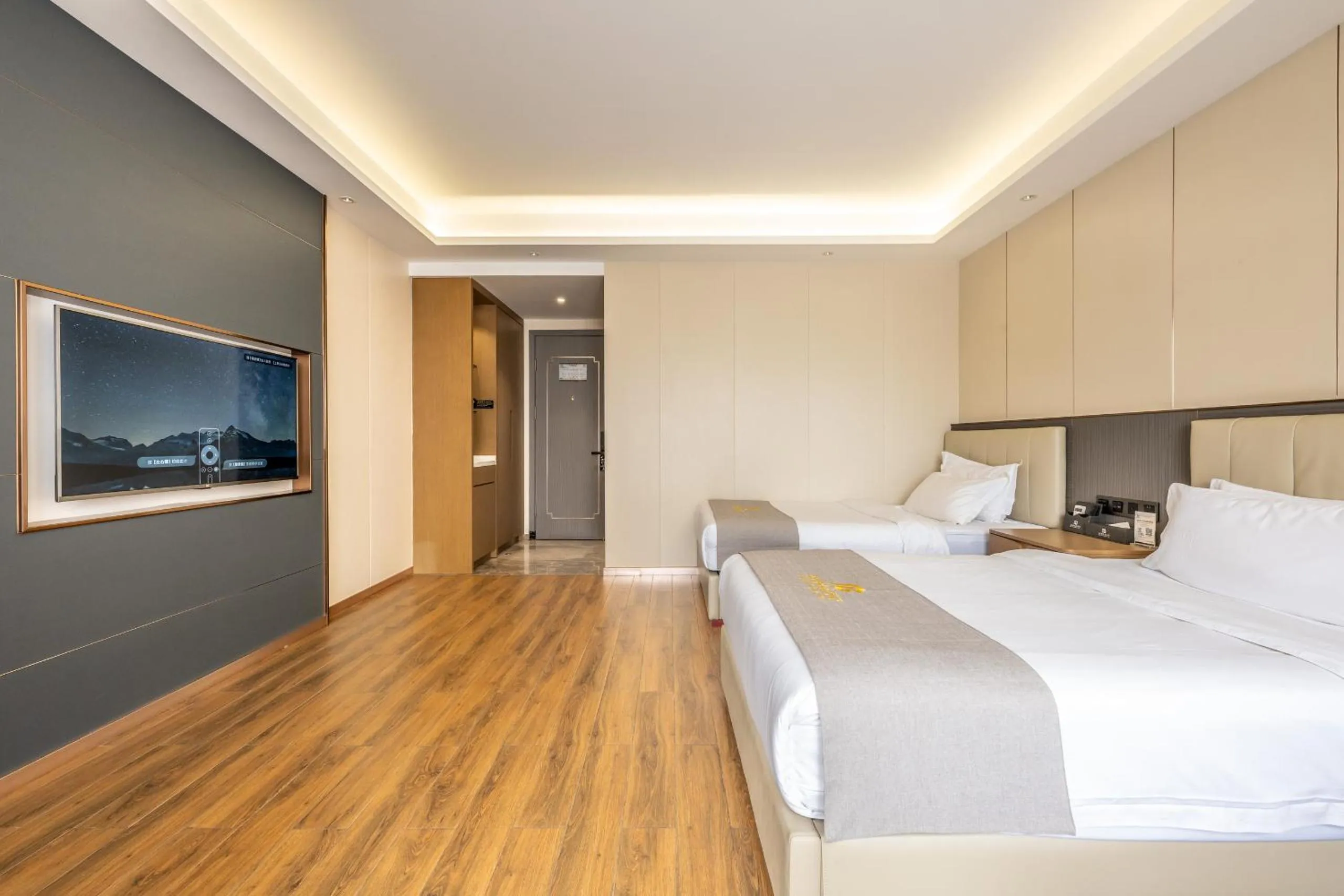 Bedroom, Bed in Bole Jing Pin Hotel