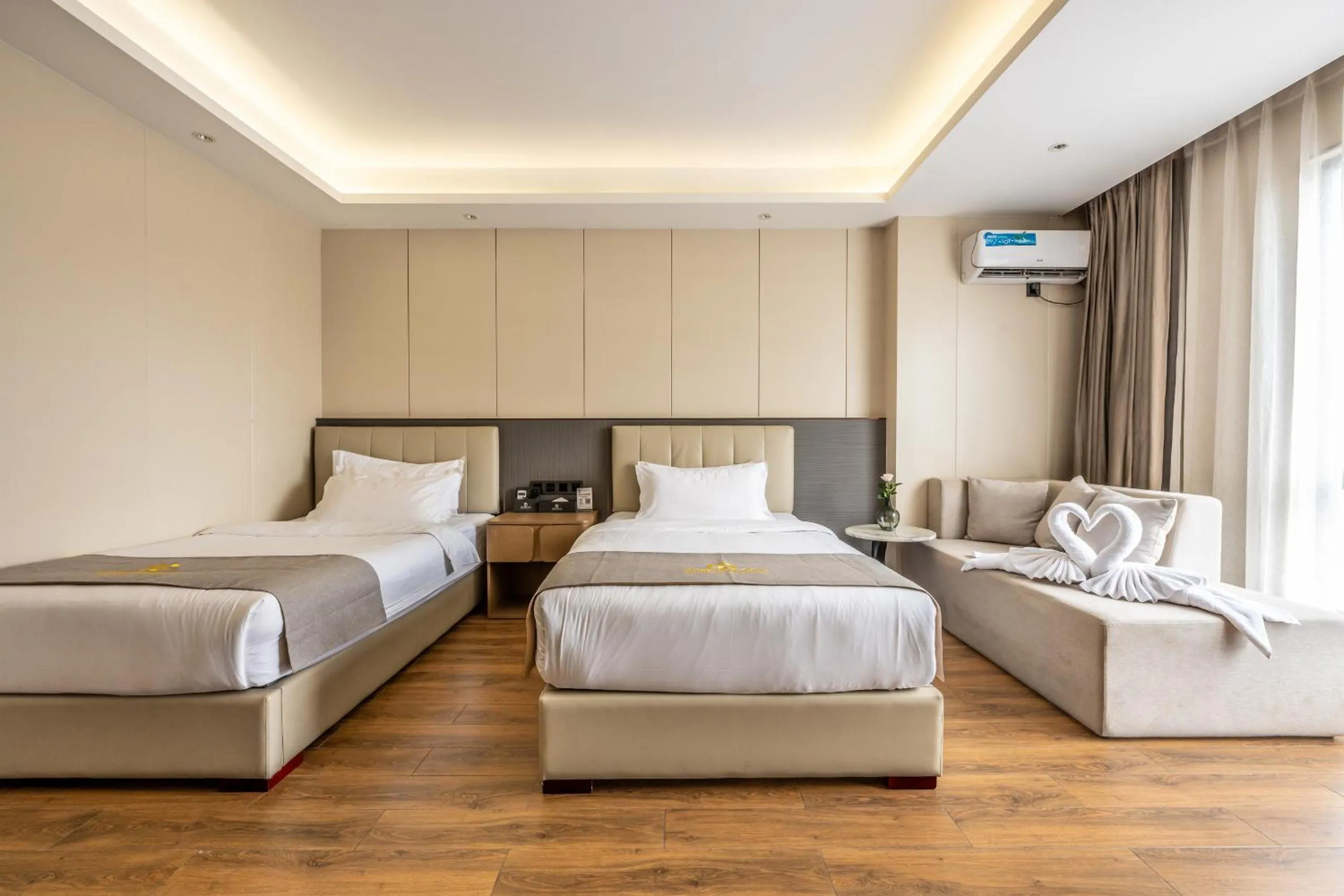 Bedroom, Bed in Bole Jing Pin Hotel