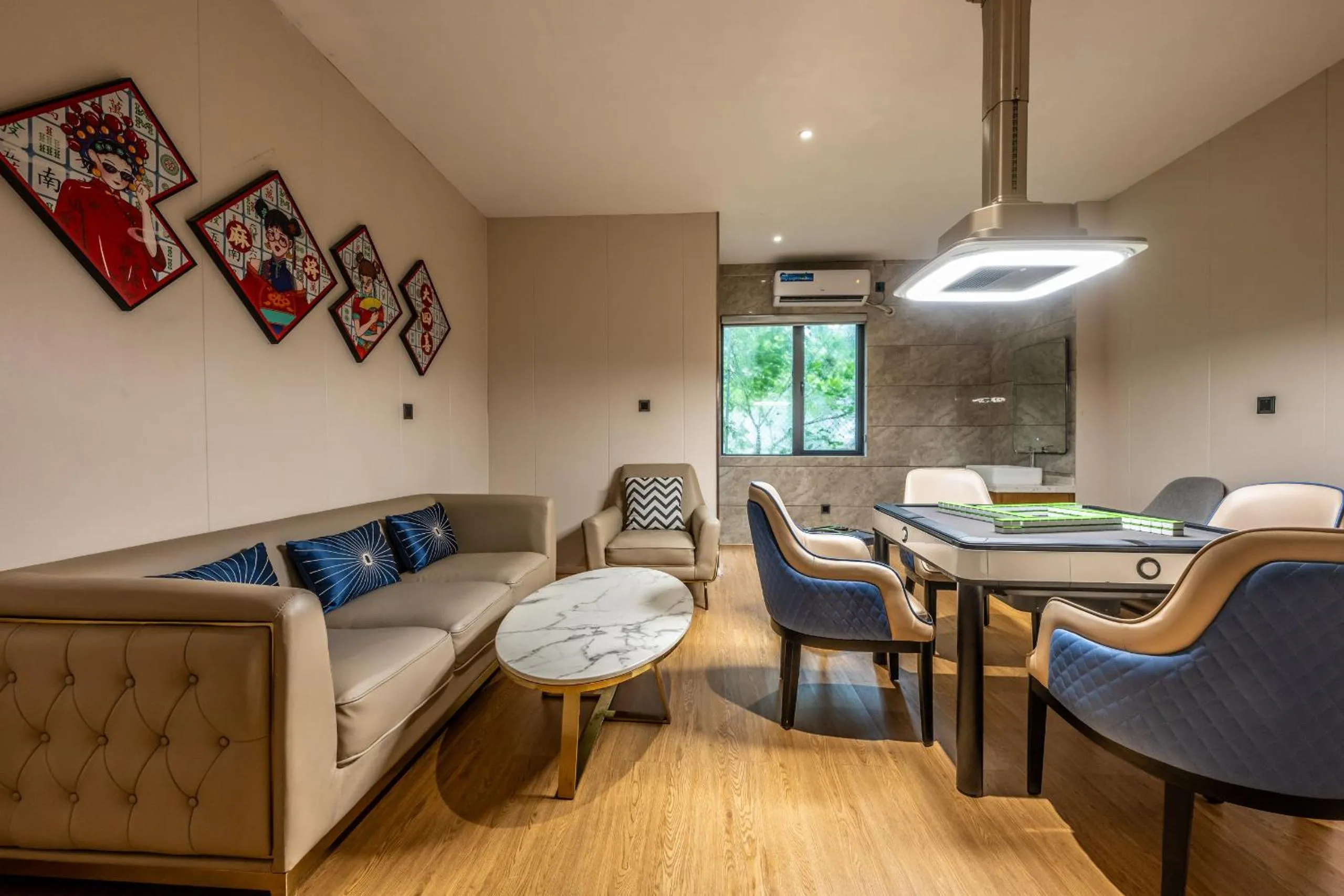 Game Room in Bole Jing Pin Hotel