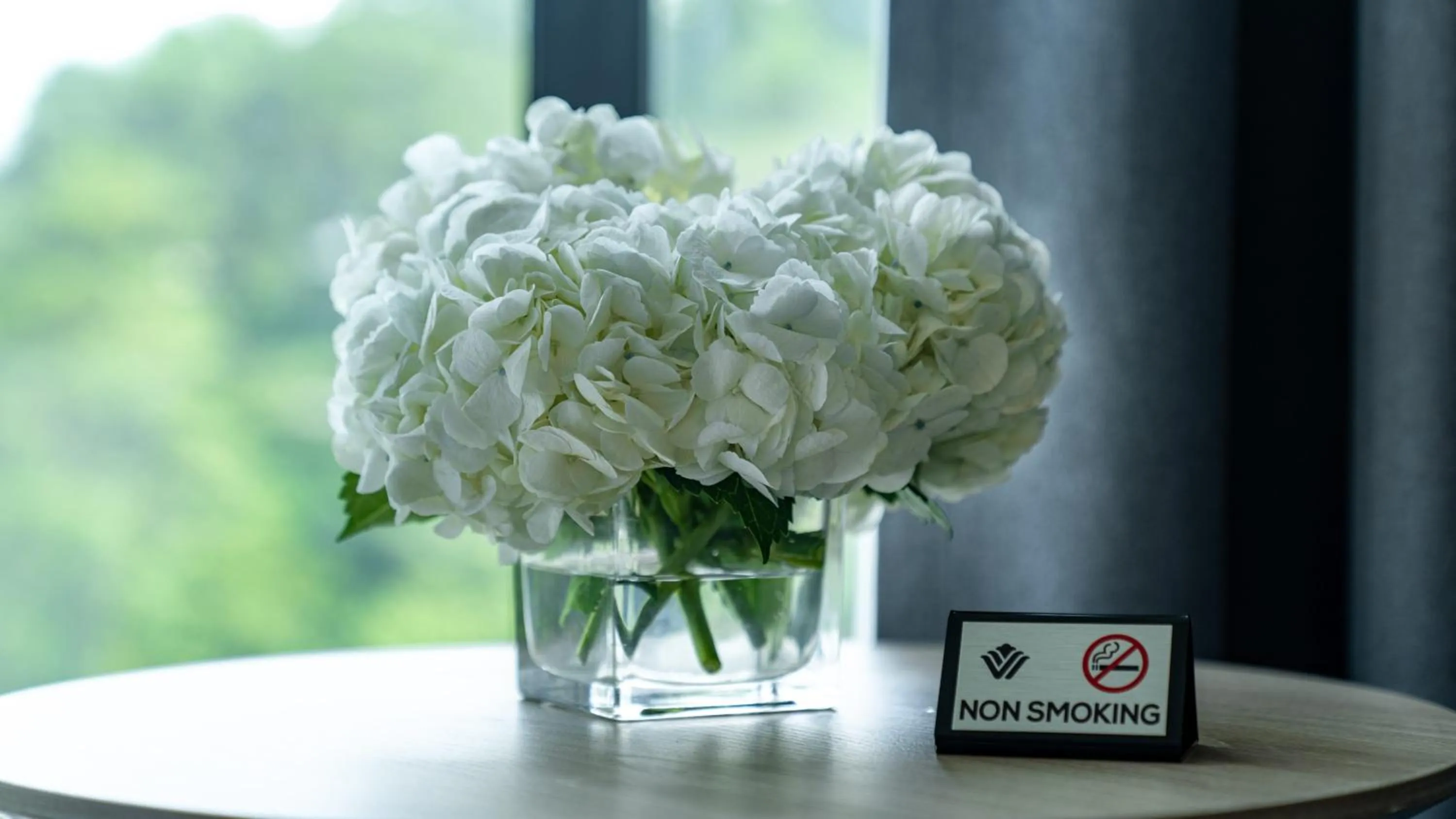 Bedroom in Wyndham Garden Legend Halong