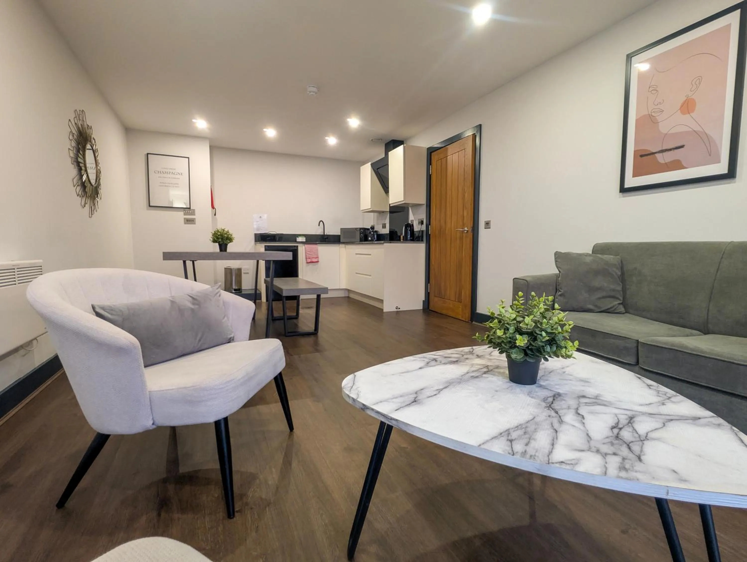 Dockside Aparthotel, Best Western Signature Collection