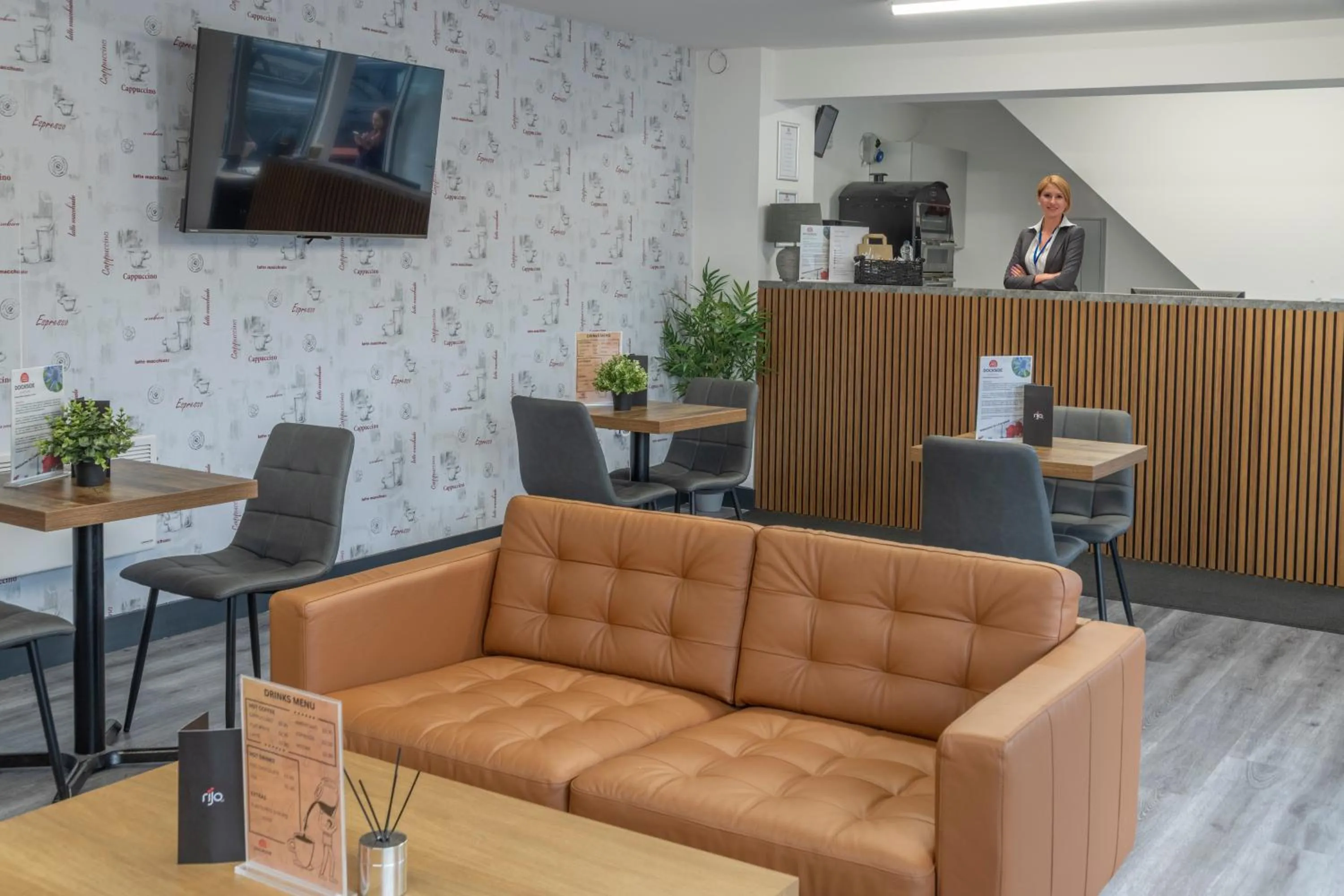 Seating area in Dockside Aparthotel, Best Western Signature Collection