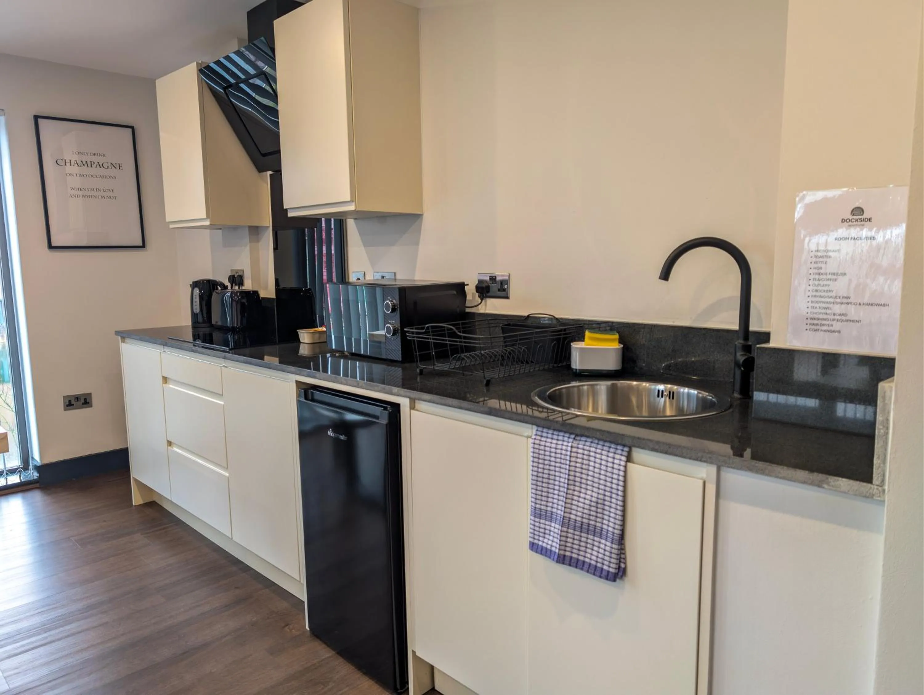 Dockside Aparthotel, Best Western Signature Collection