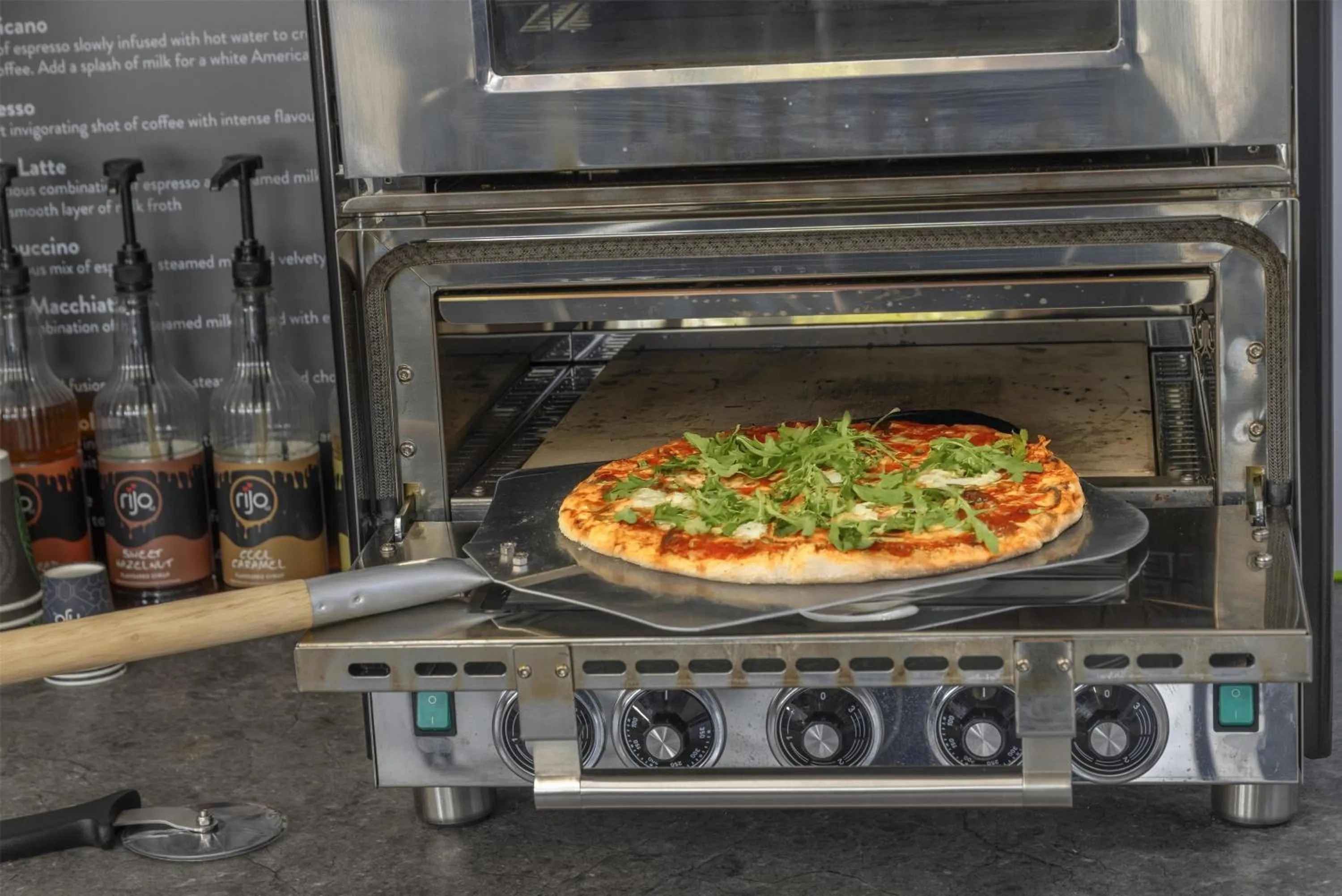 Food and drinks in Dockside Aparthotel, Best Western Signature Collection