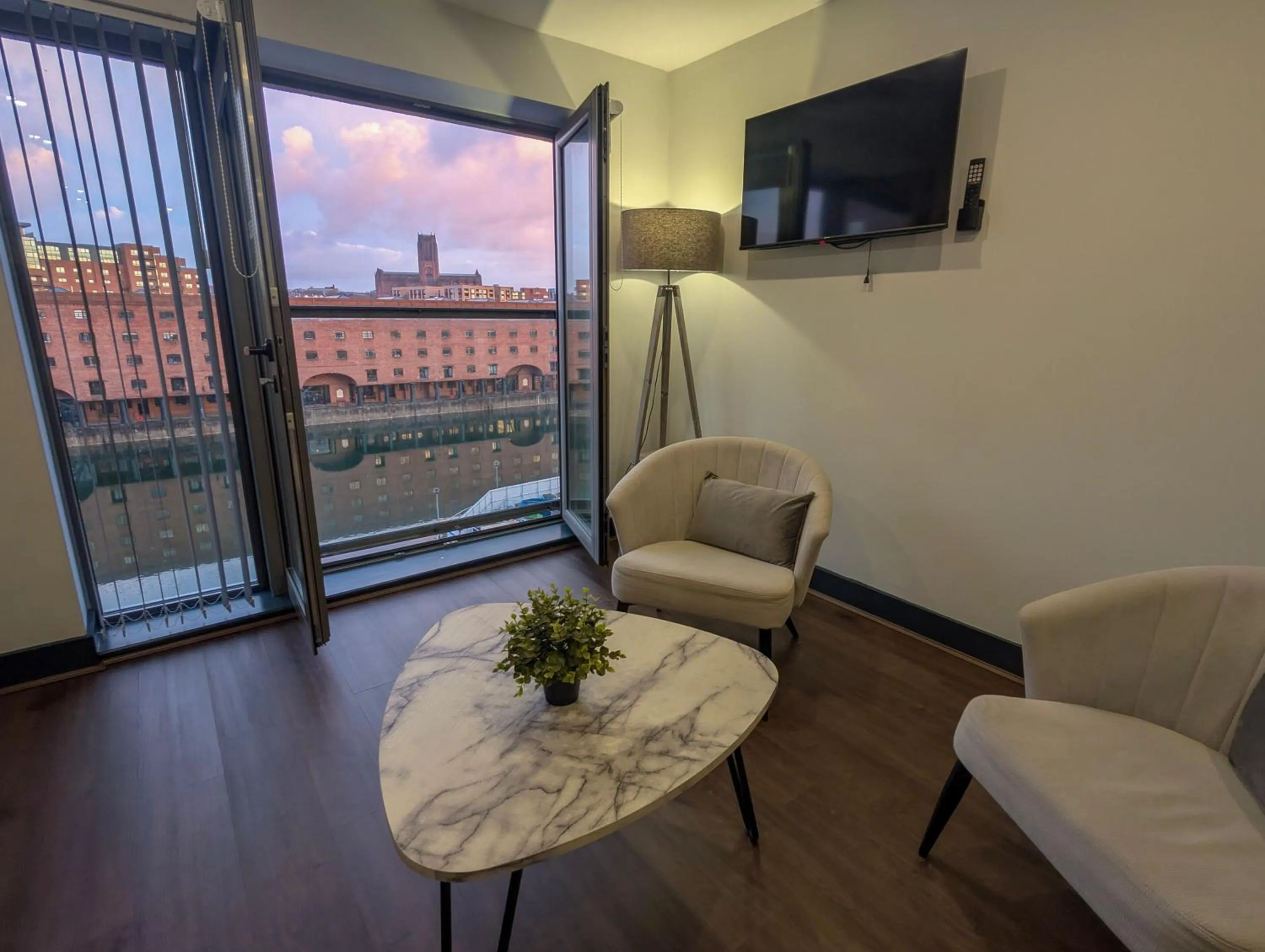 Dockside Aparthotel, Best Western Signature Collection